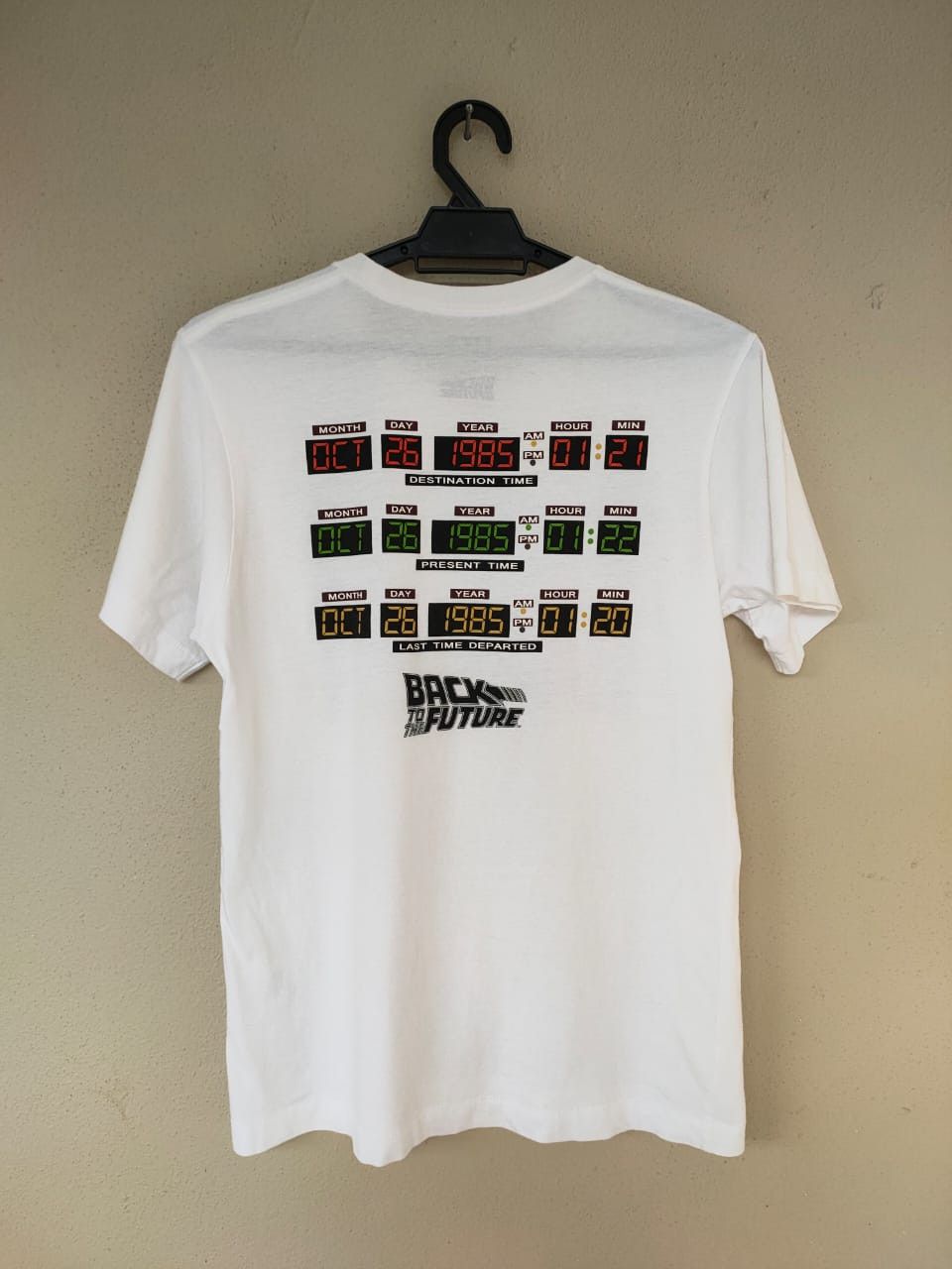 Uniqlo Back to the future T Size US S / EU 44-46 / 1 - 3 Thumbnail