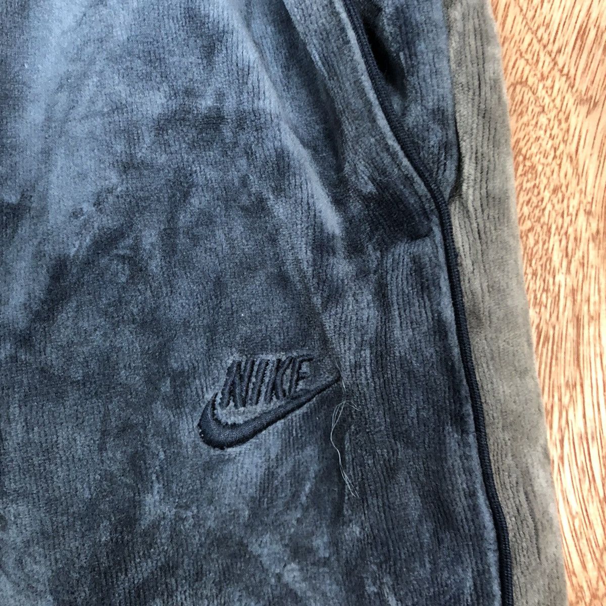 Nike DL Nike Dark blue velvet Sweatpants #H331 Size US 31 - 5 Thumbnail
