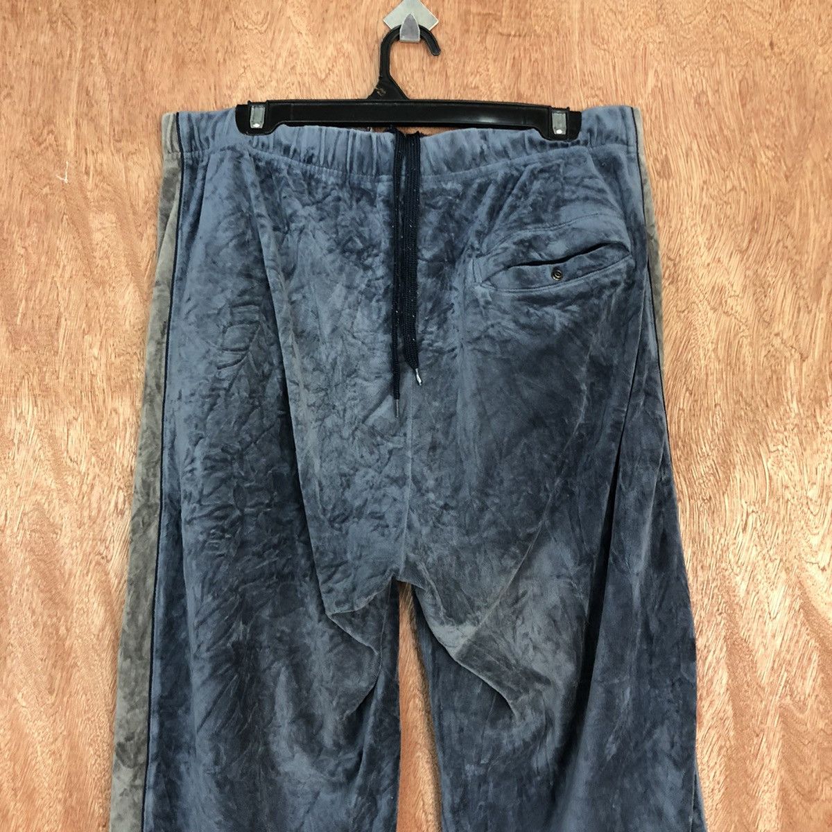 Nike DL Nike Dark blue velvet Sweatpants #H331 Size US 31 - 7 Thumbnail
