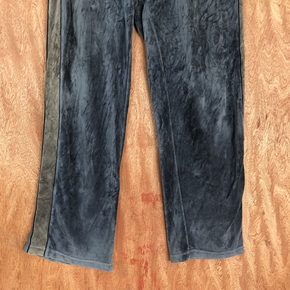Nike DL Nike Dark blue velvet Sweatpants #H331 Size US 31 - 3 Thumbnail