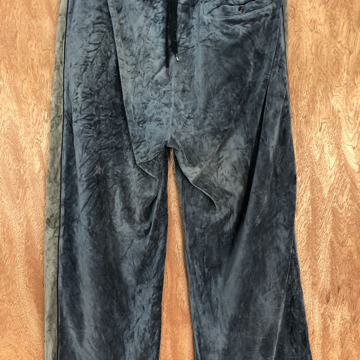 Nike DL Nike Dark blue velvet Sweatpants #H331 Size US 31 - 9 Thumbnail