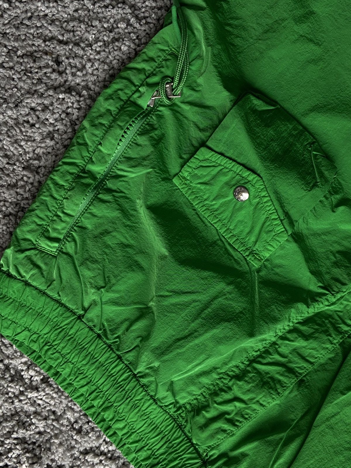 Moncler Moncler 1952 shorts with zipper pockets Size US 38 / EU 54 - 2 Thumbnail