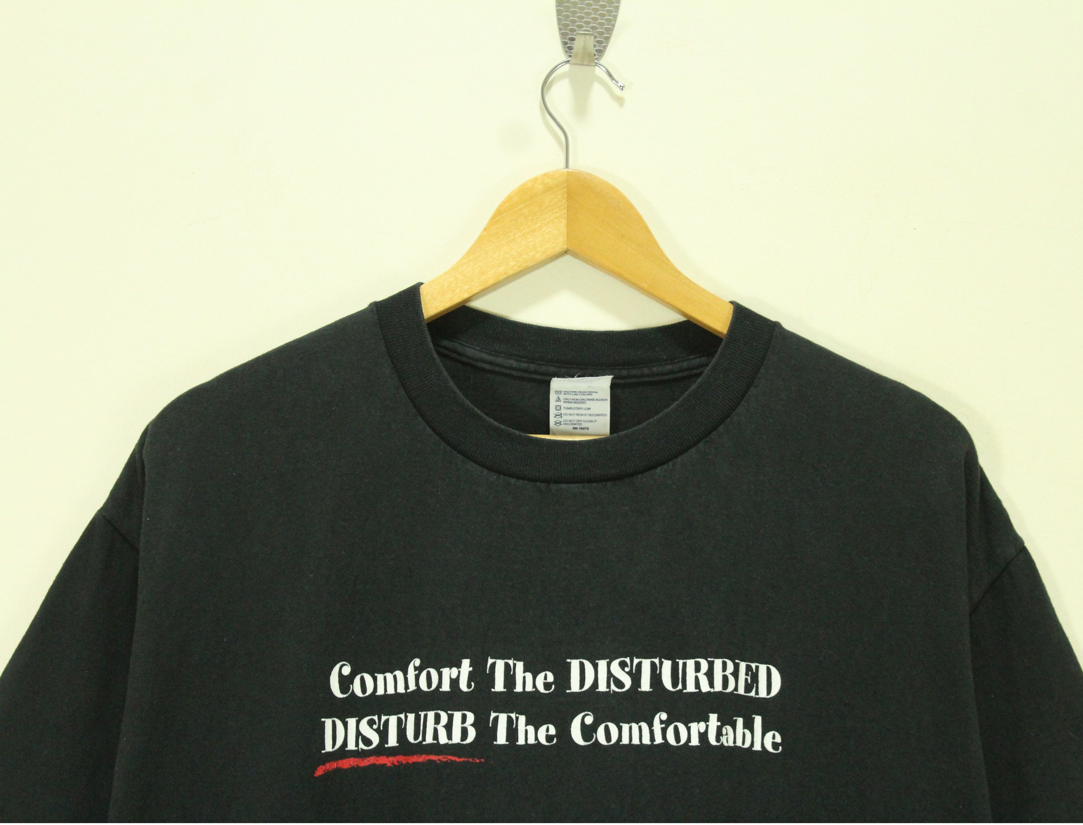 Vintage Vintage COMFORT THE DISTURBED T Shirt Size US L / EU 52-54 / 3 - 1 Thumbnail