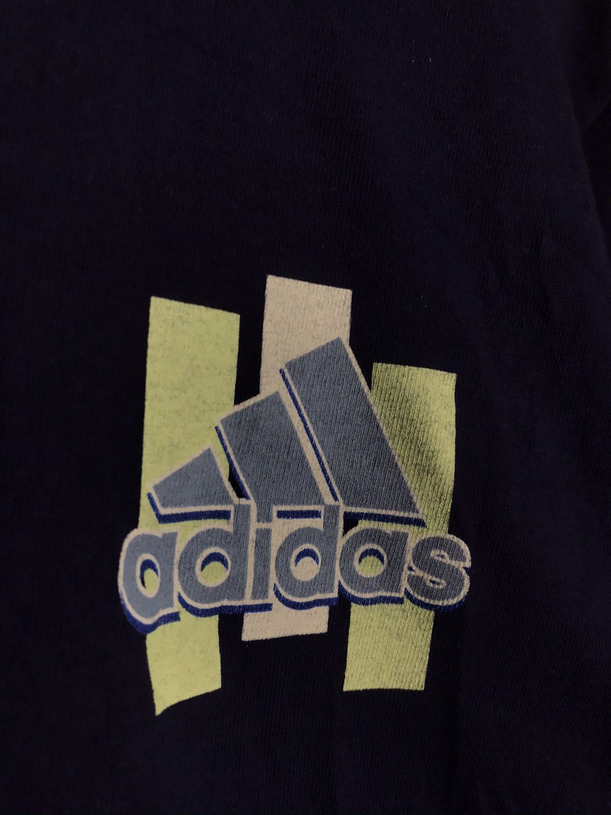 Vintage Vintage Adidas big logo t-shirt Size US M / EU 48-50 / 2 - 5 Thumbnail