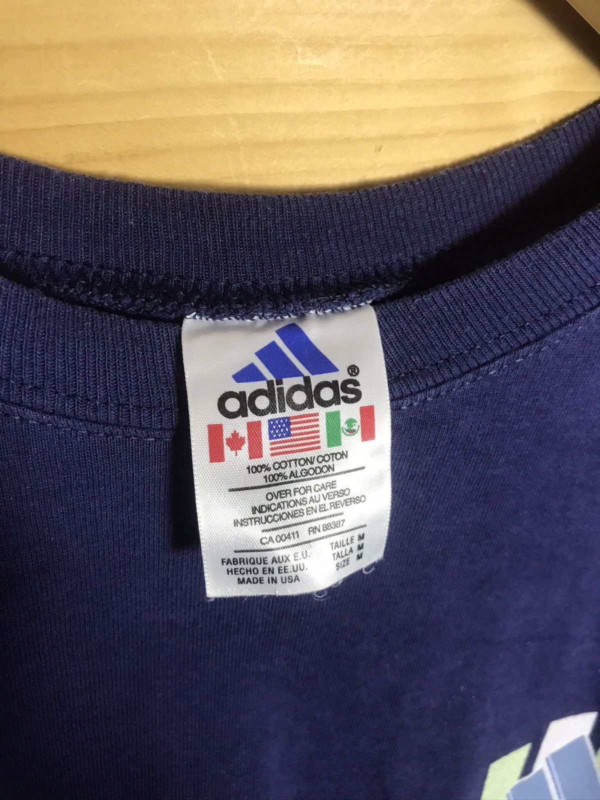 Vintage Vintage Adidas big logo t-shirt Size US M / EU 48-50 / 2 - 7 Thumbnail
