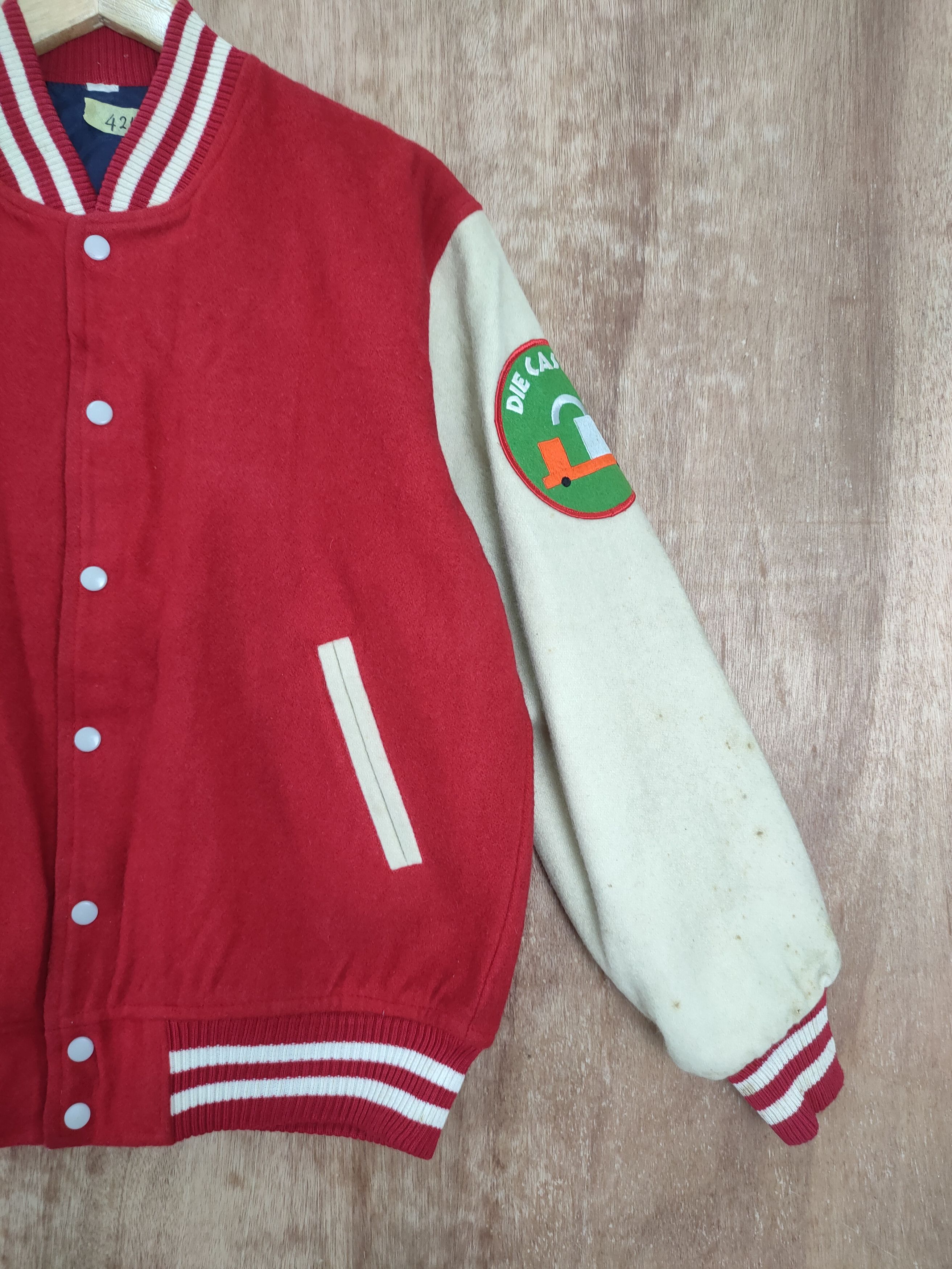 Japanese Brand Die Casting red varsity jacket wool vintage #4213 DLAL Size US L / EU 52-54 / 3 - 3 Thumbnail
