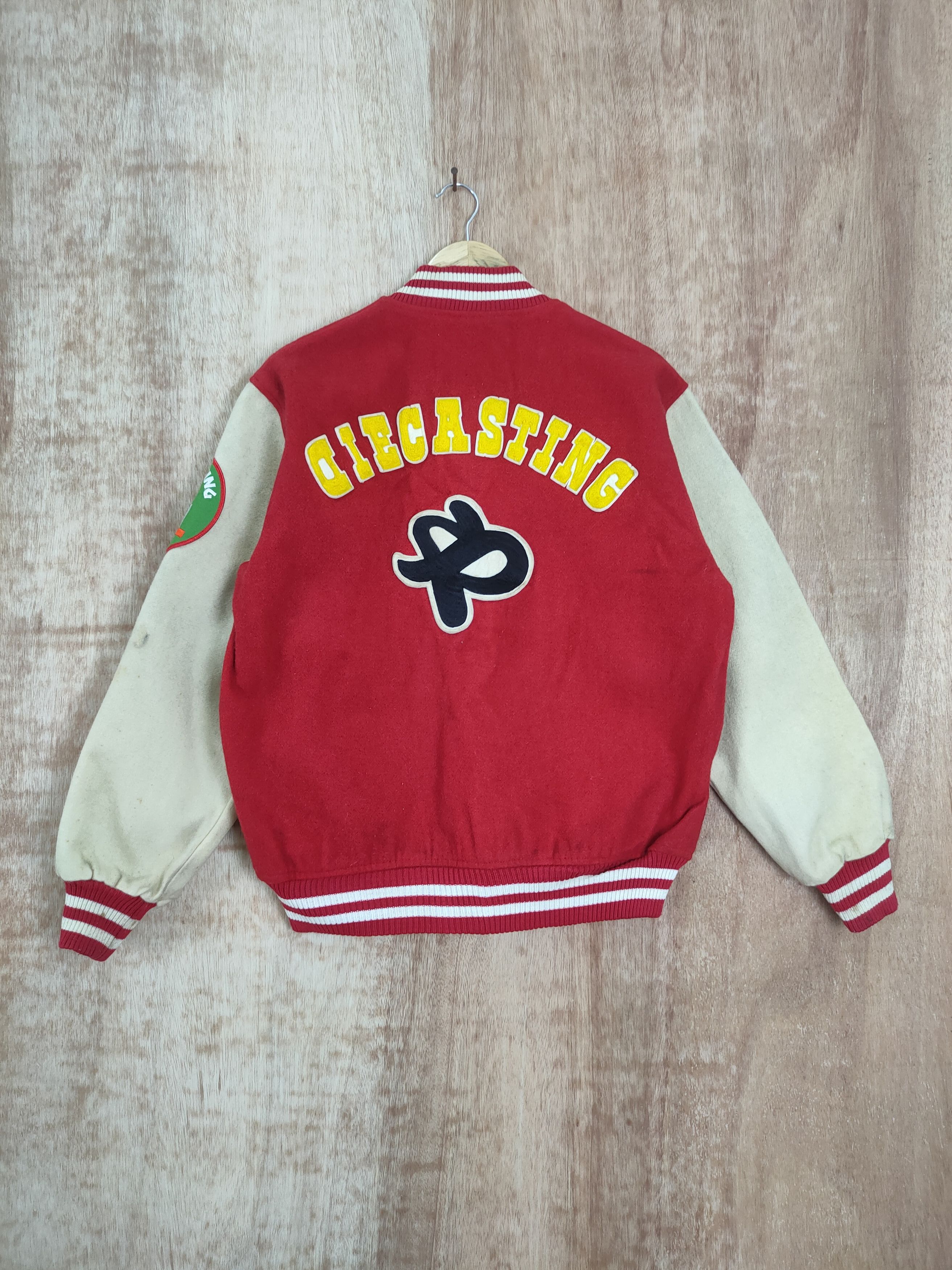 Japanese Brand Die Casting red varsity jacket wool vintage #4213 DLAL Size US L / EU 52-54 / 3 - 7 Thumbnail