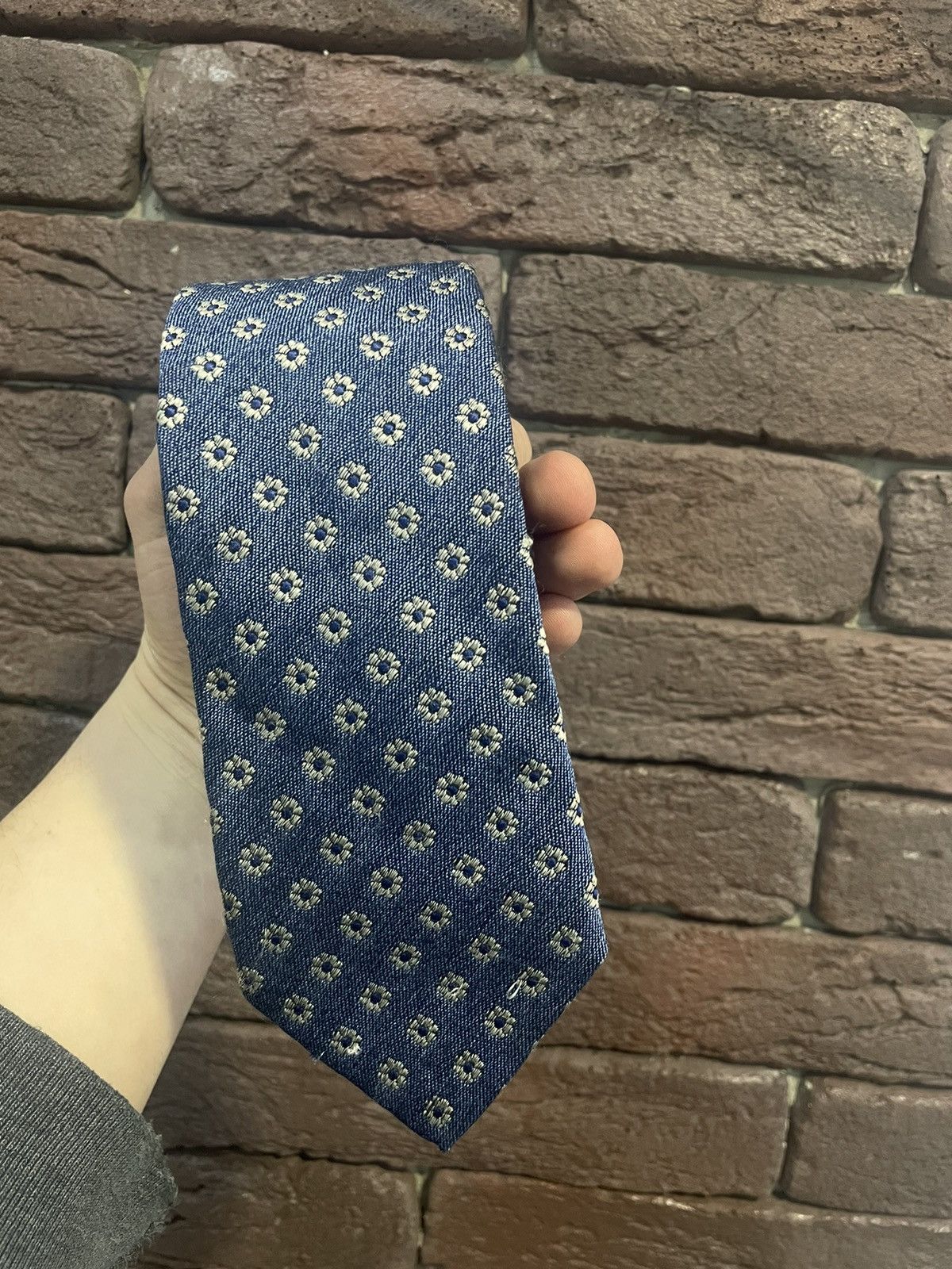 suitsupply white tie