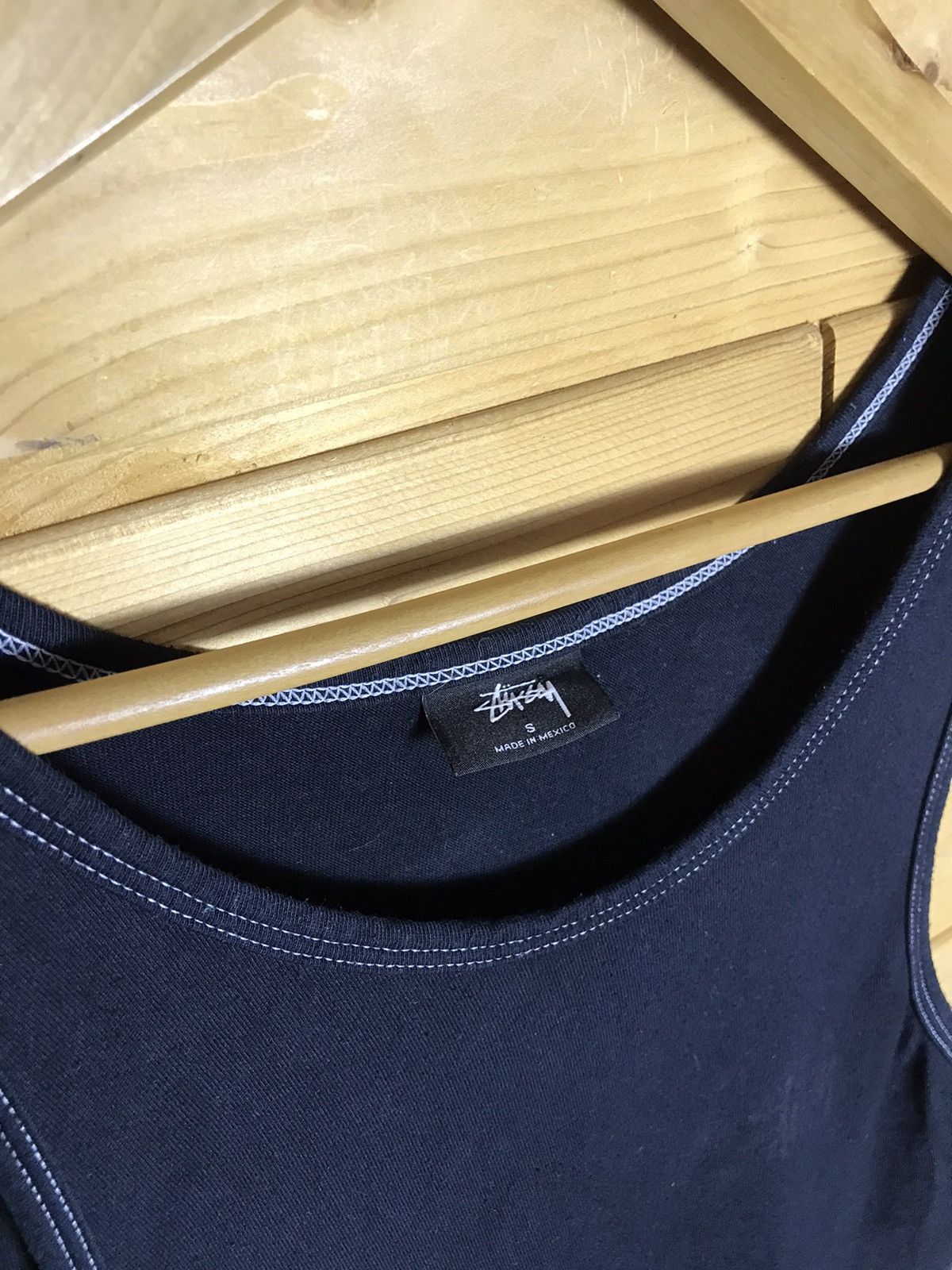 Stussy Stussy big logo black on black shirt Size US S / EU 44-46 / 1 - 8 Thumbnail