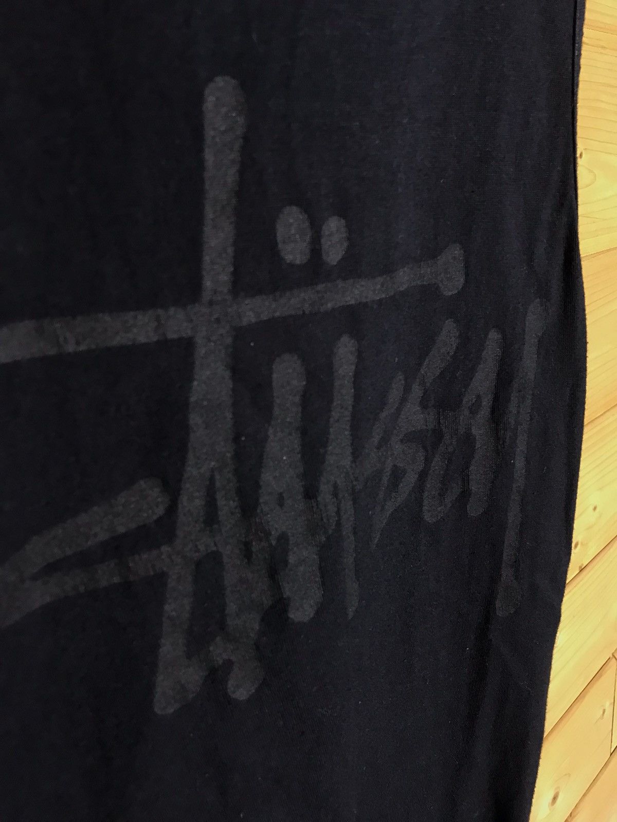 Stussy Stussy big logo black on black shirt Size US S / EU 44-46 / 1 - 3 Thumbnail