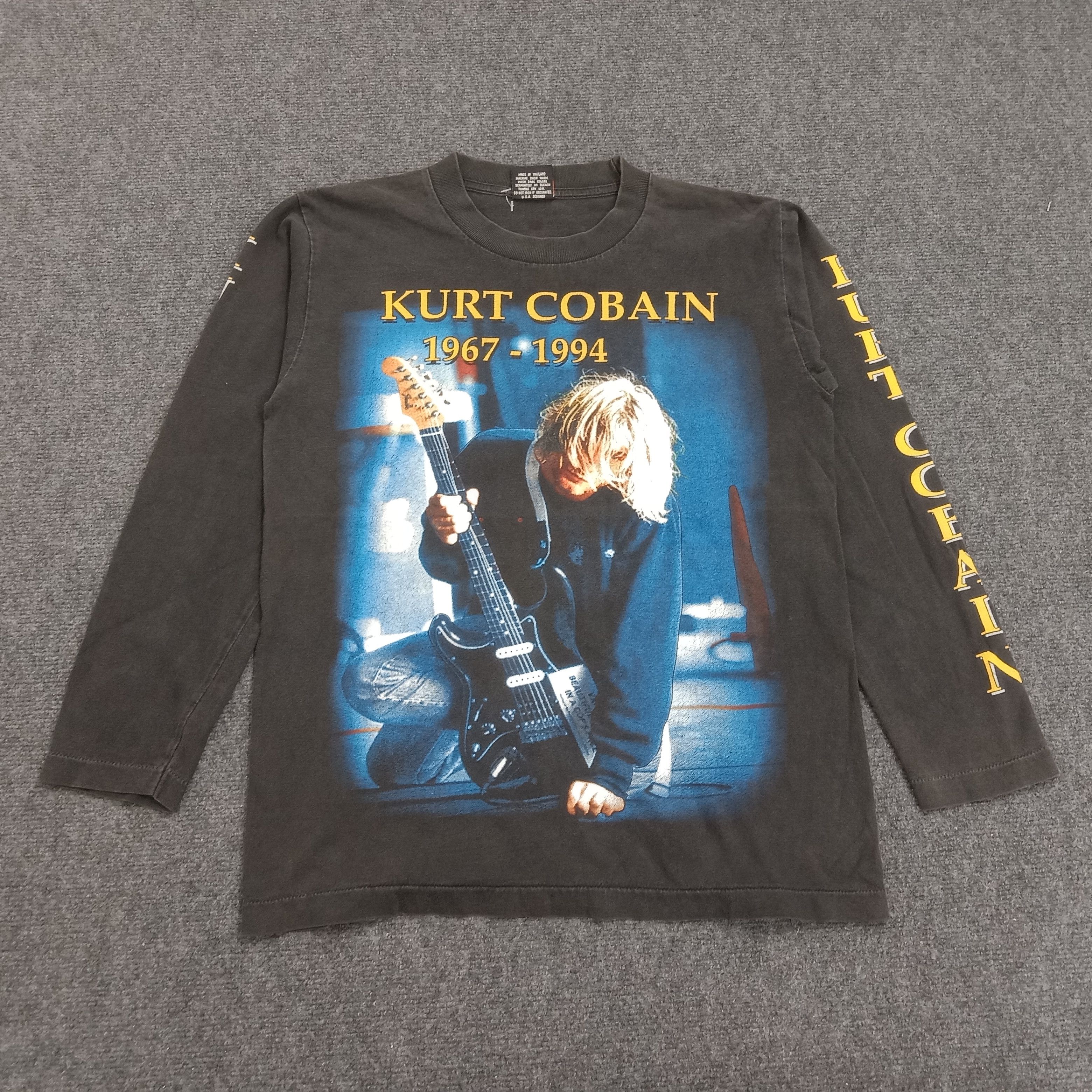 KURT COBAIN Kurt Cobain band T-shirt, band T, men's M size cotton black type Vintage Second Hand