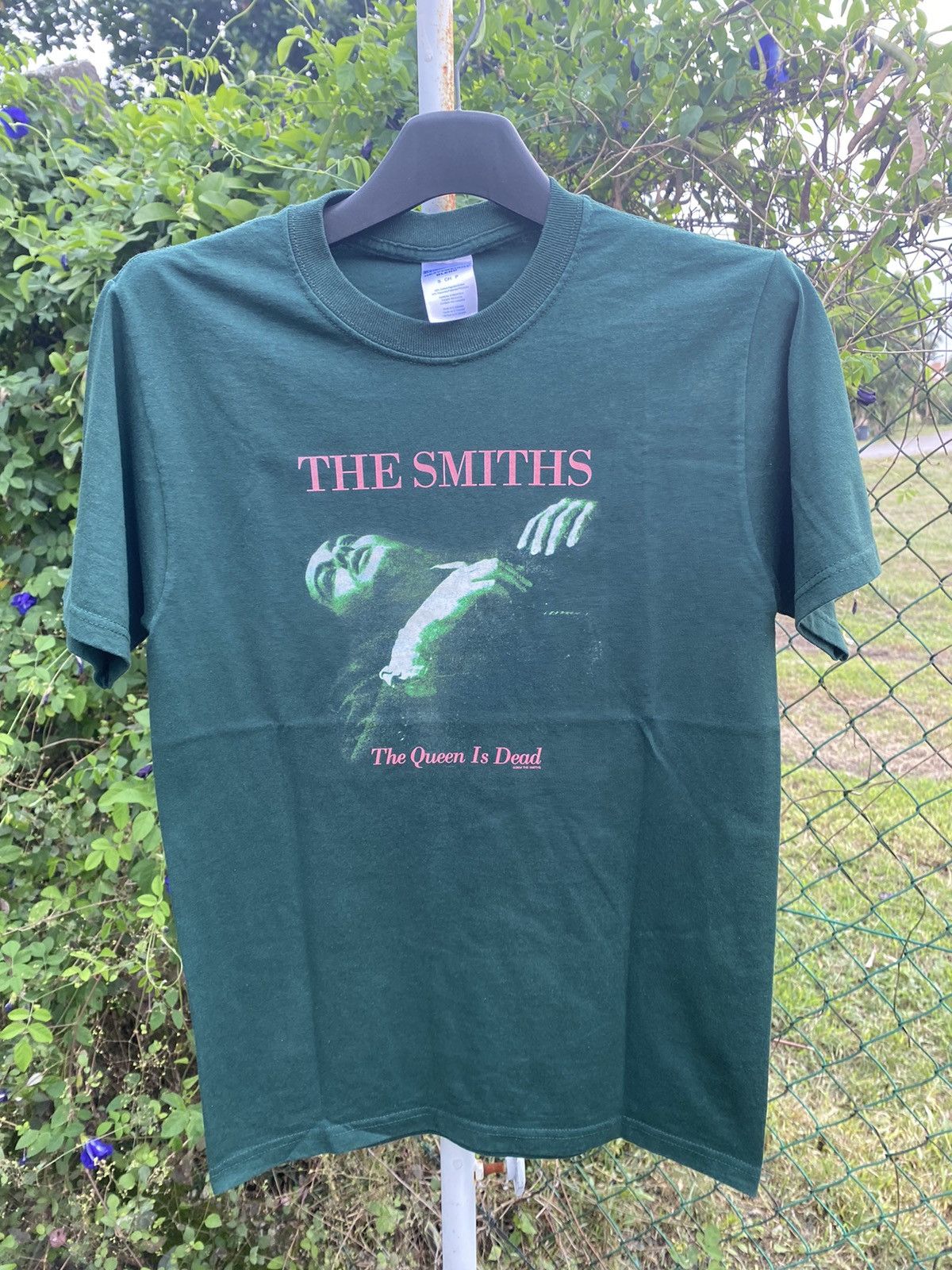 Band Tees × The Smiths × Vintage Vintage The Smiths The Queen Is Dead 2004Tees Size US S / EU 44-46 / 1 - 1 Thumbnail