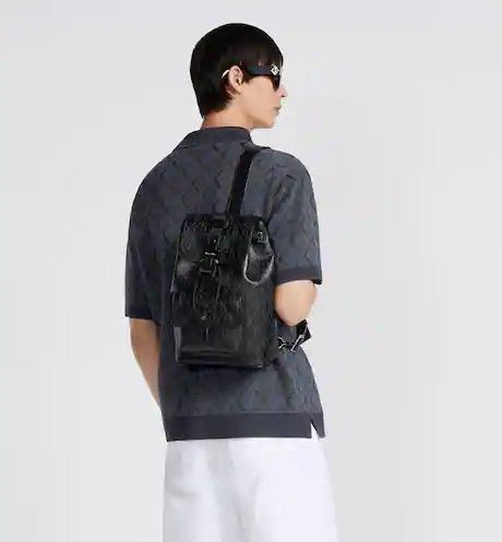 DIOR HIT THE ROAD SLING BAG