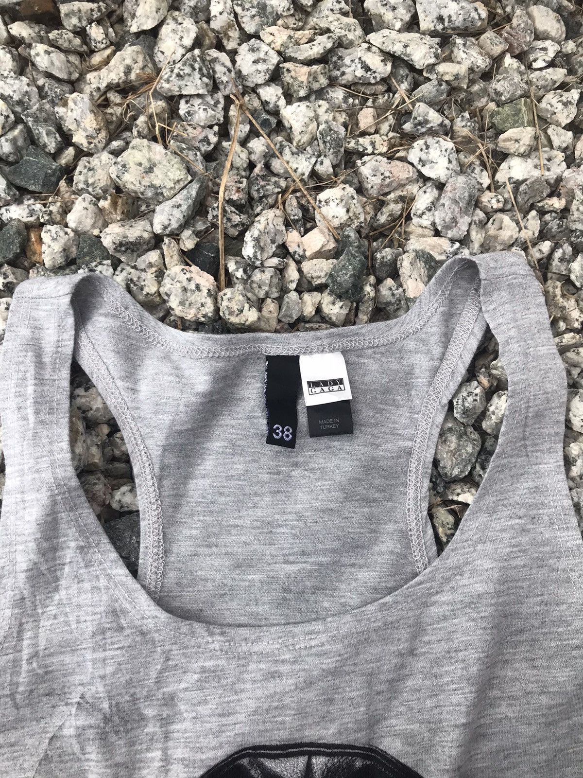 Band Tees Haus of Lady Gaga by H&M Tank Top Tee Size S / US 4 / IT 40 - 7 Thumbnail