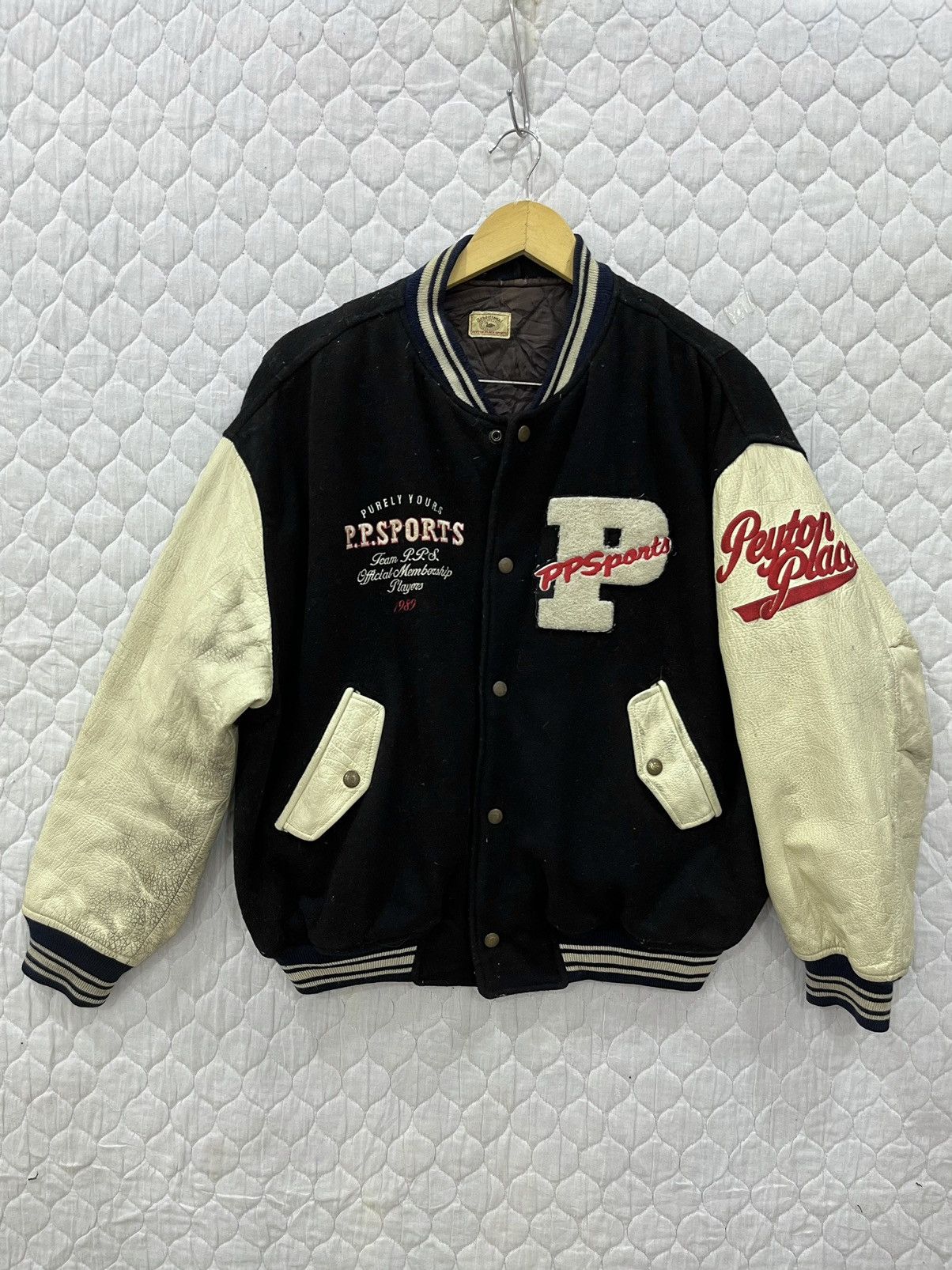image of Oldvarsitystadium x Varsity Jacket (Jj). Steals VTG Peyton Place Varsity Bomber Jacket 1989 in Blac