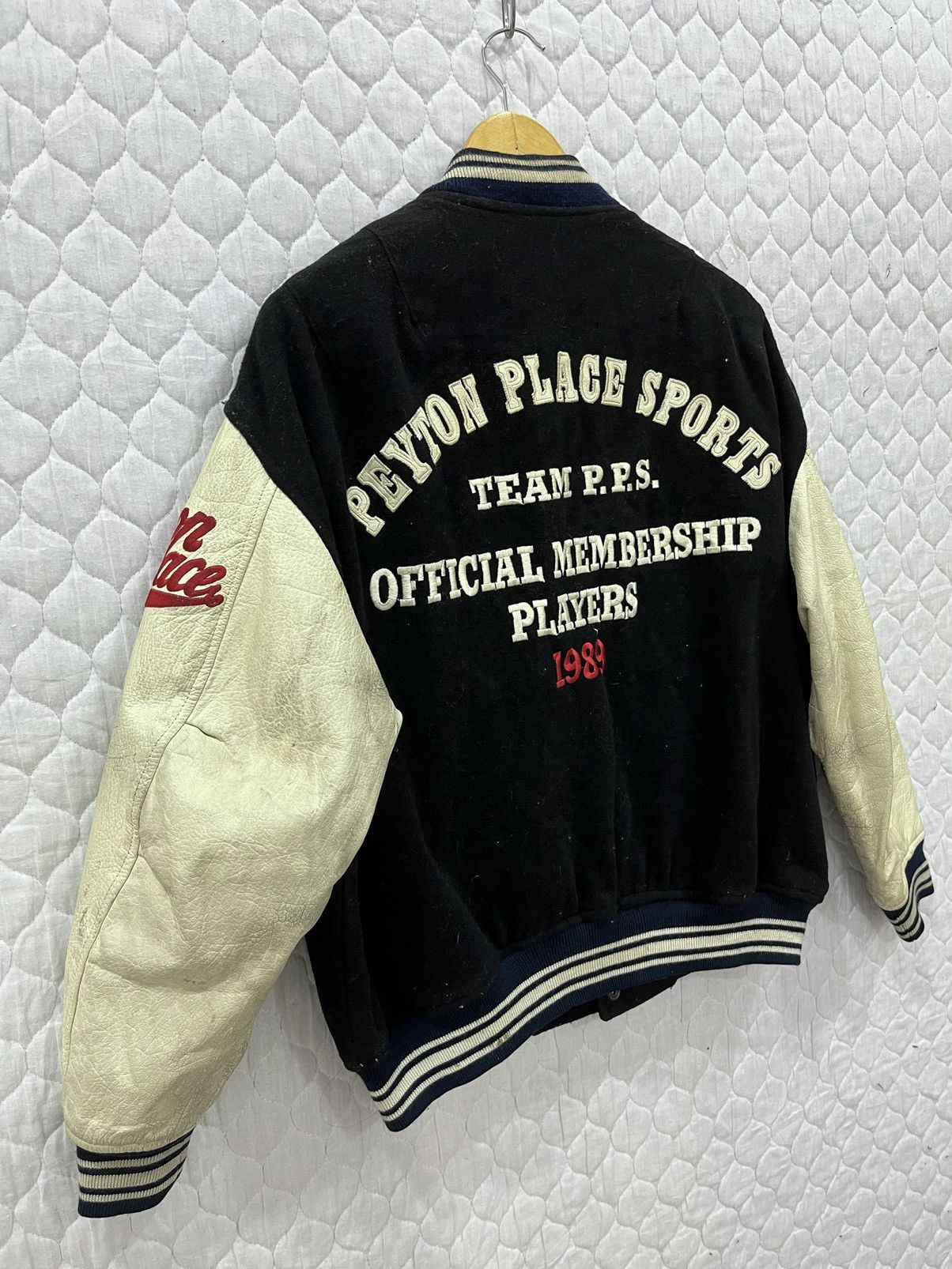 PPFM STEALS VTG PEYTON PLACE VARSITY BOMBER JACKET 1989 Size US M / EU 48-50 / 2 - 4 Thumbnail