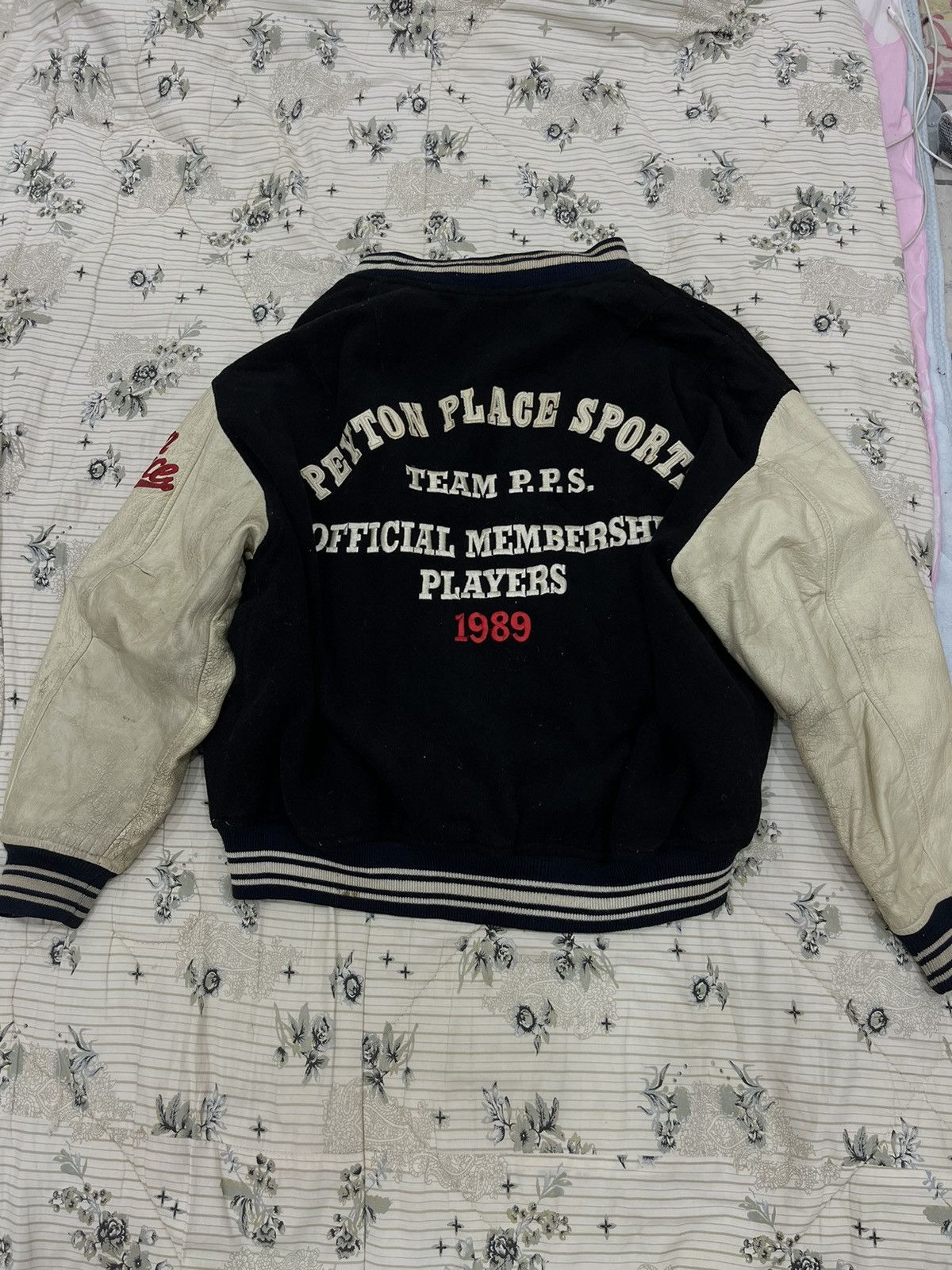 PPFM STEALS VTG PEYTON PLACE VARSITY BOMBER JACKET 1989 Size US M / EU 48-50 / 2 - 18 Thumbnail