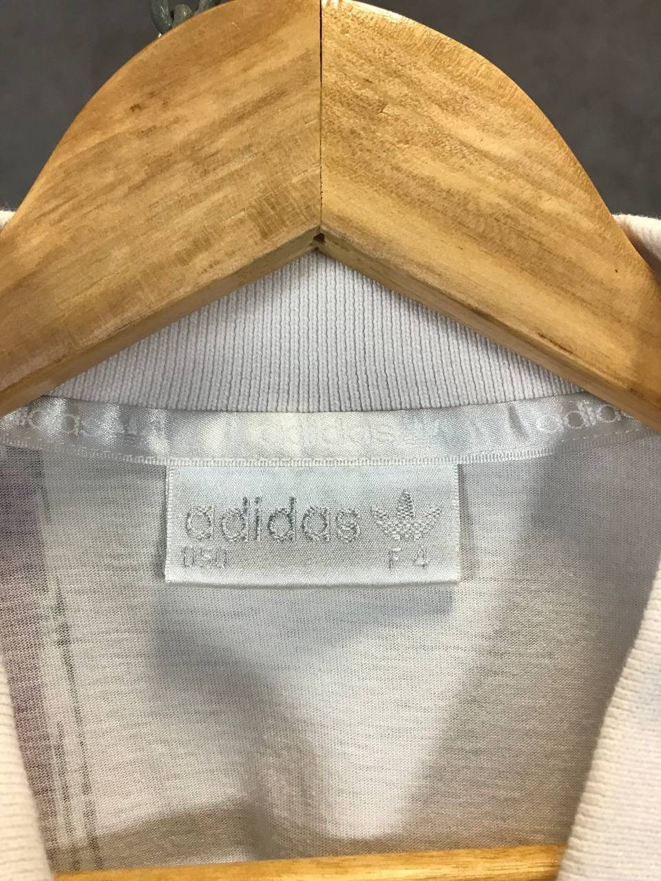 Adidas Adidas vintage streetwear Andre Agassi polo tee Size US M / EU 48-50 / 2 - 4 Thumbnail