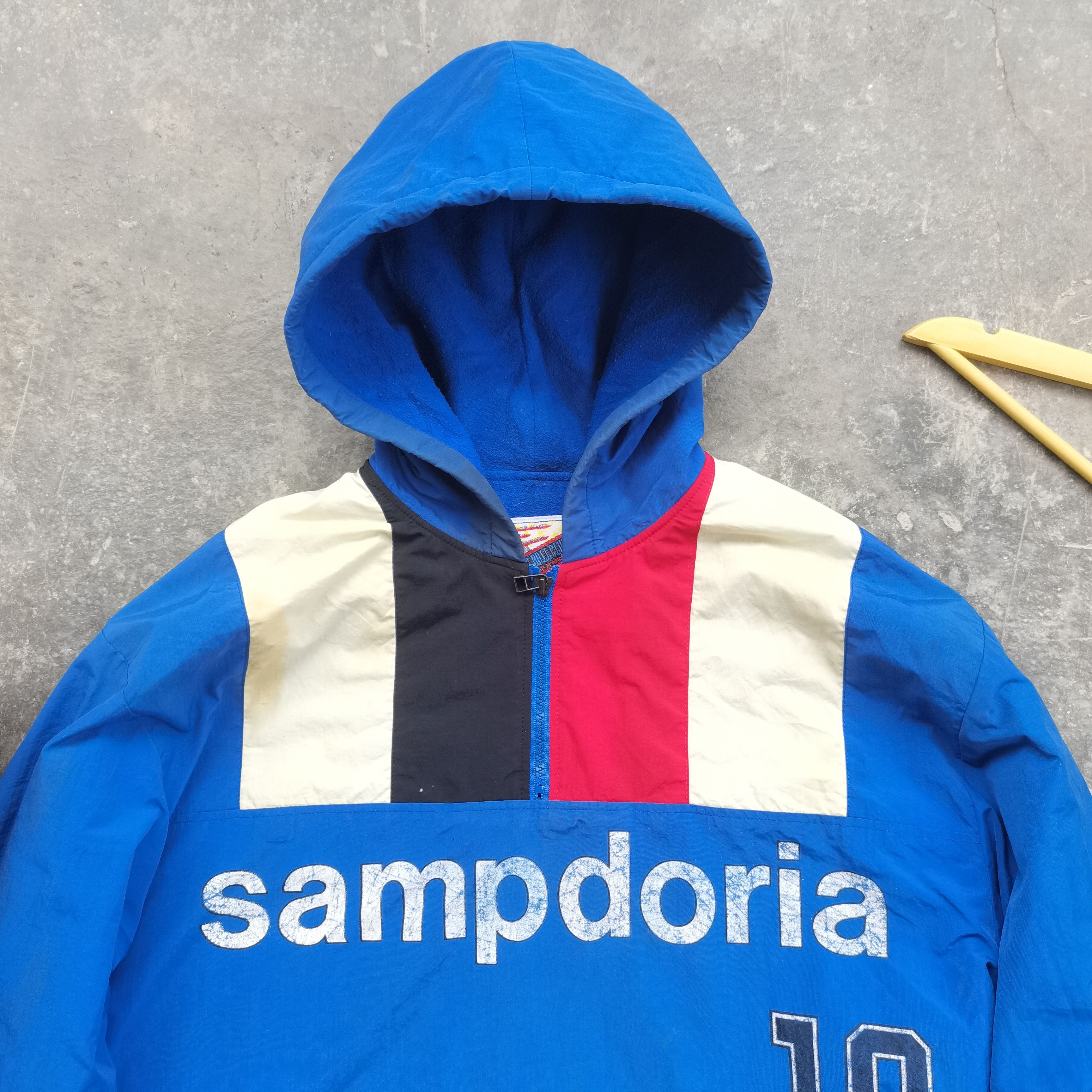 Asics Vintage 90s Sampdoria By Asics Half Zipper Hoodie Jacket Size US L / EU 52-54 / 3 - 2 Thumbnail