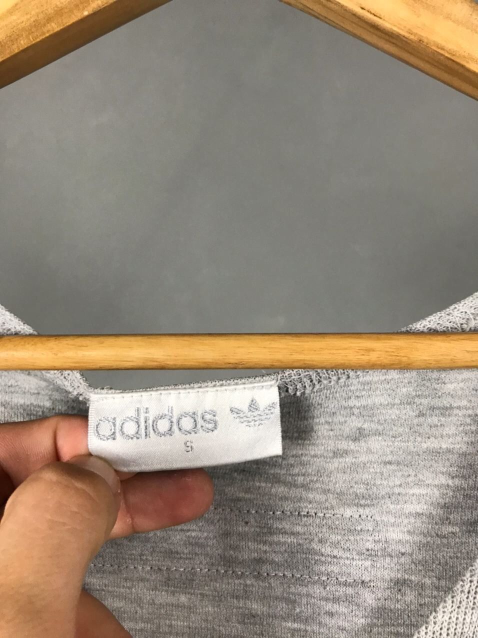 Adidas Adidas Vintage Sportwear Gray Tee Size US S / EU 44-46 / 1 - 5 Thumbnail