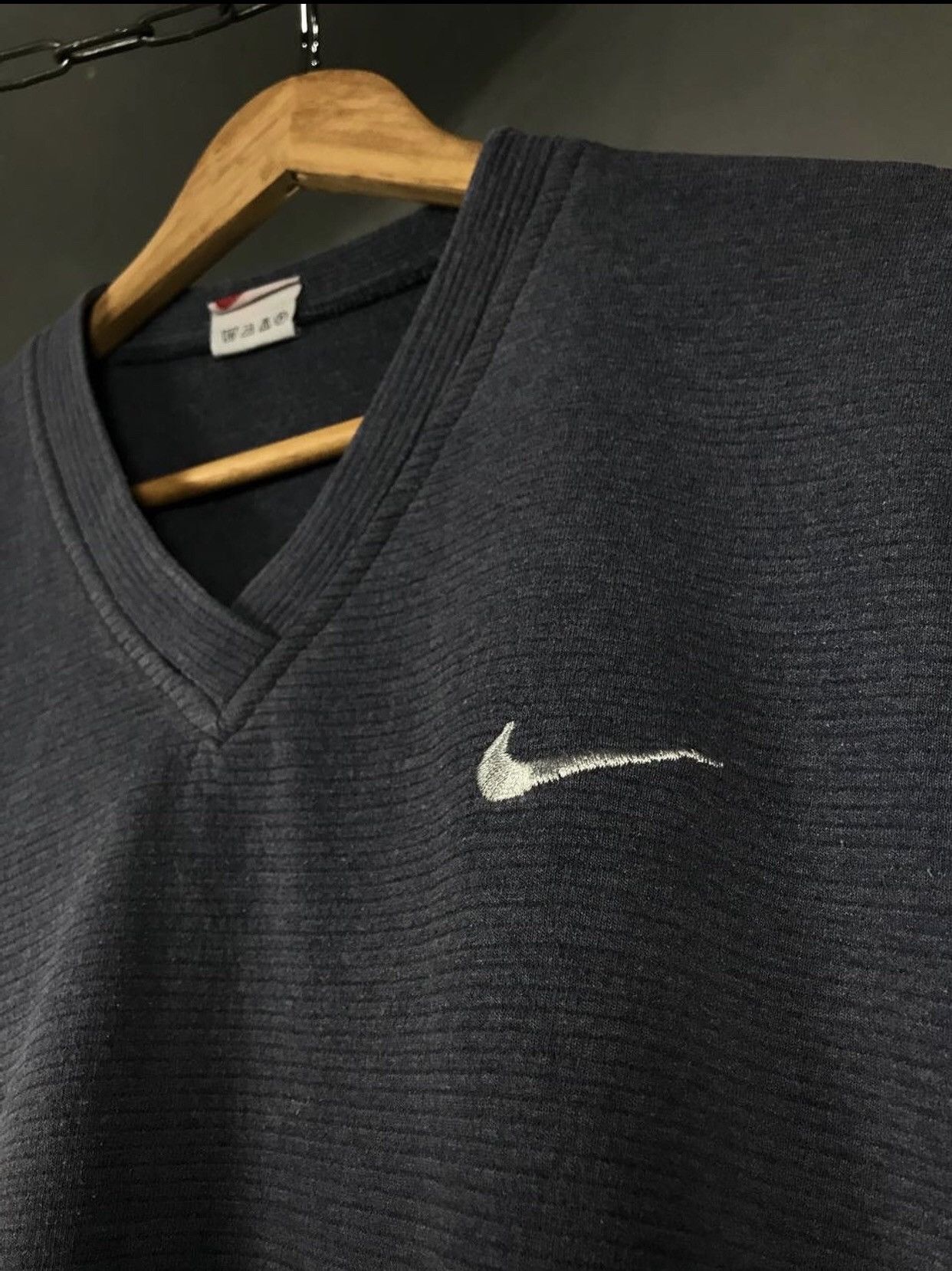 Vintage Nike swoosh streetwear vintage sweatshirt Size US XL / EU 56 / 4 - 3 Thumbnail