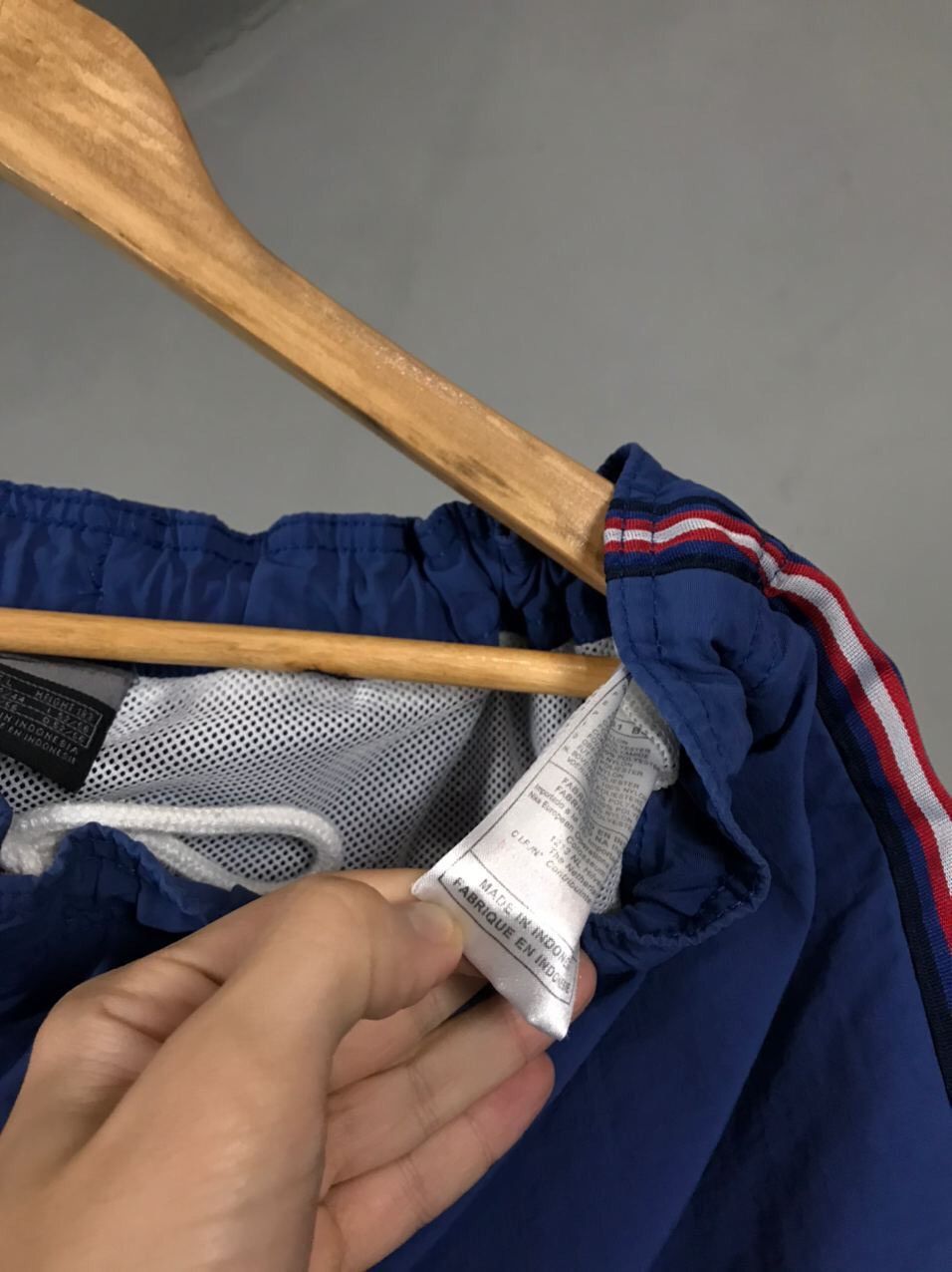 Nike Nike vintage sportwear blue shorts Size US 33 - 6 Thumbnail