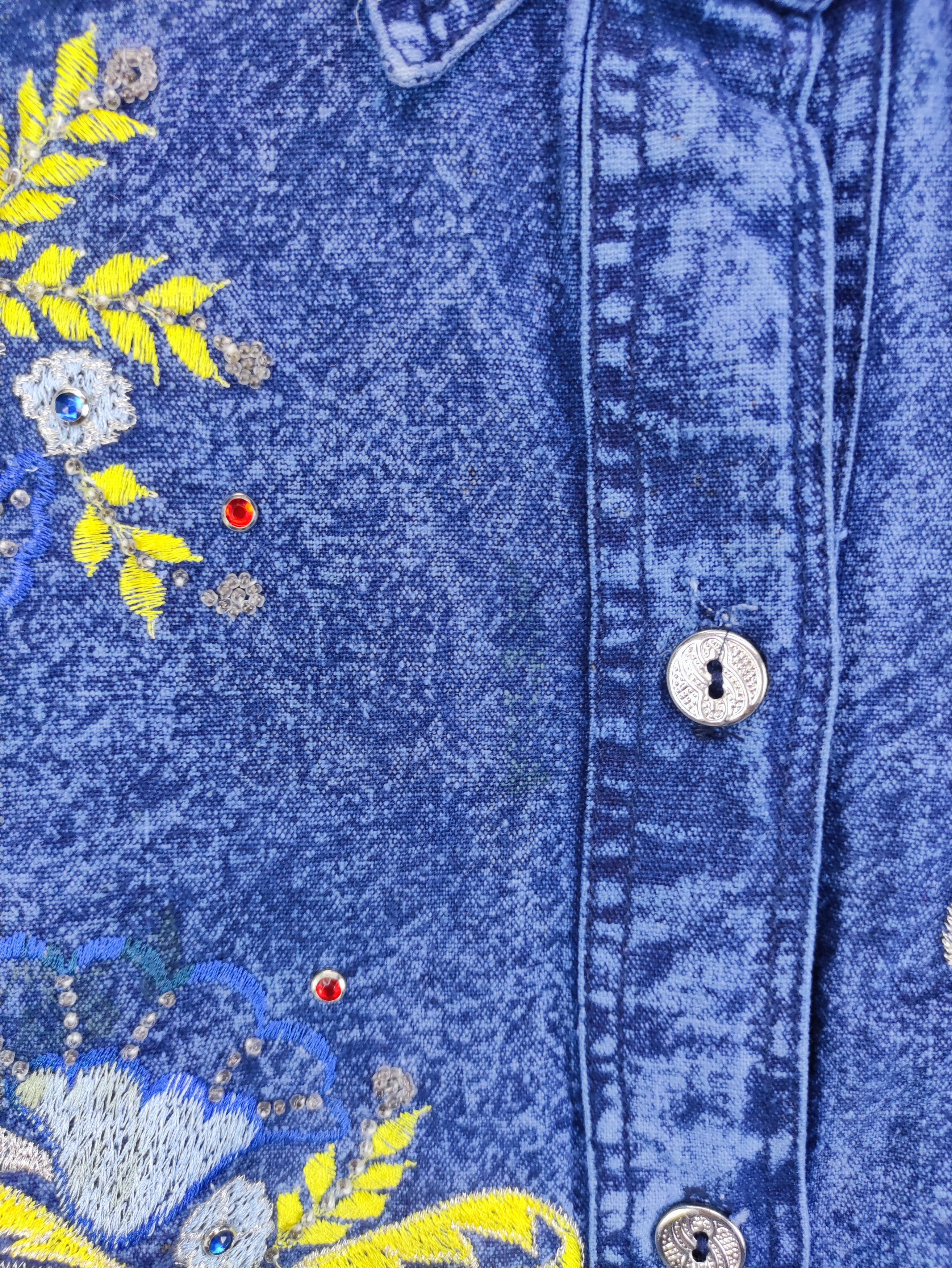 Japanese Brand Vintage Embroidered Flowers Shirt Button Up Long Sleeve Size L / US 10 / IT 46 - 3 Thumbnail