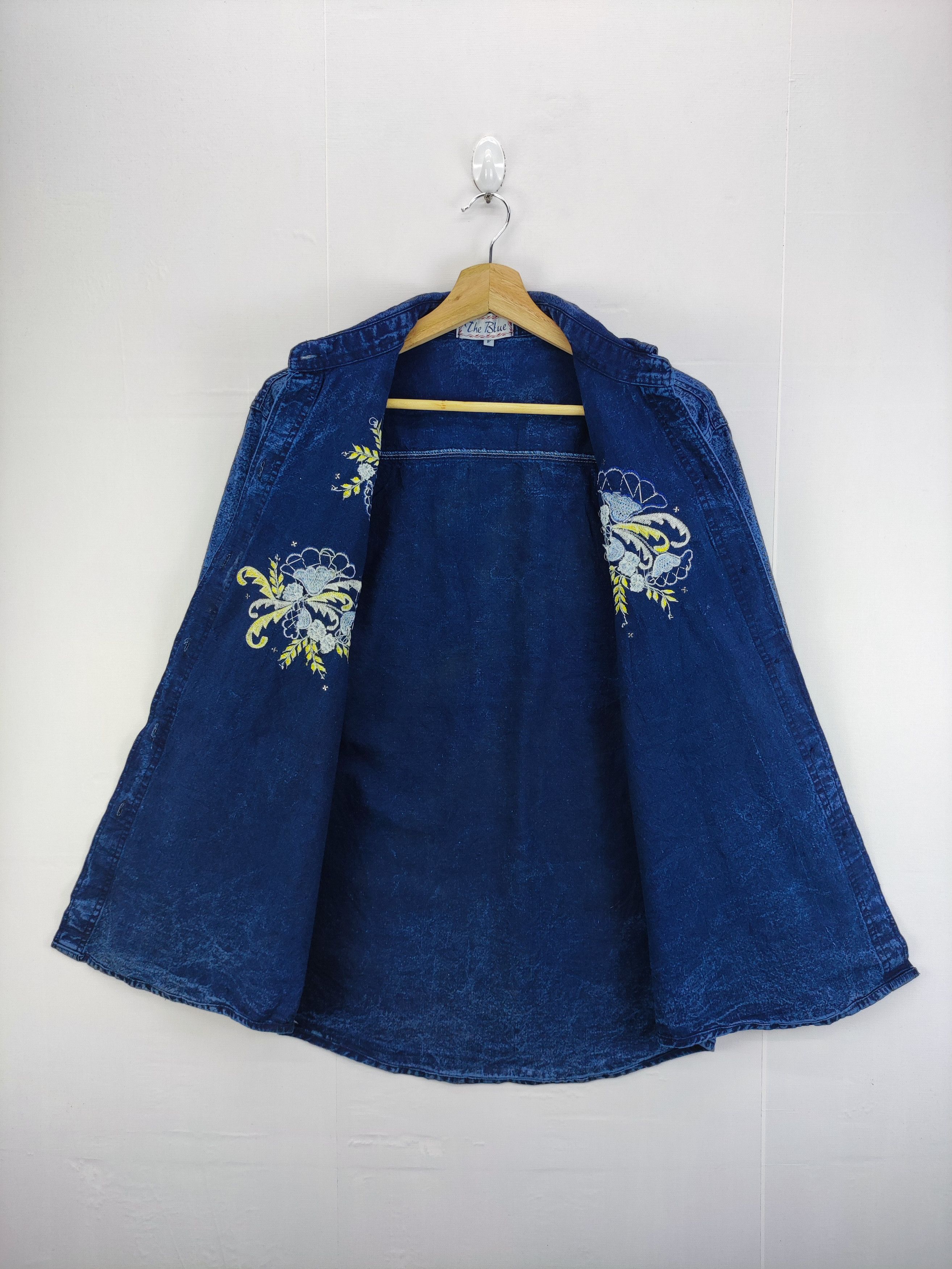 Japanese Brand Vintage Embroidered Flowers Shirt Button Up Long Sleeve Size L / US 10 / IT 46 - 6 Thumbnail