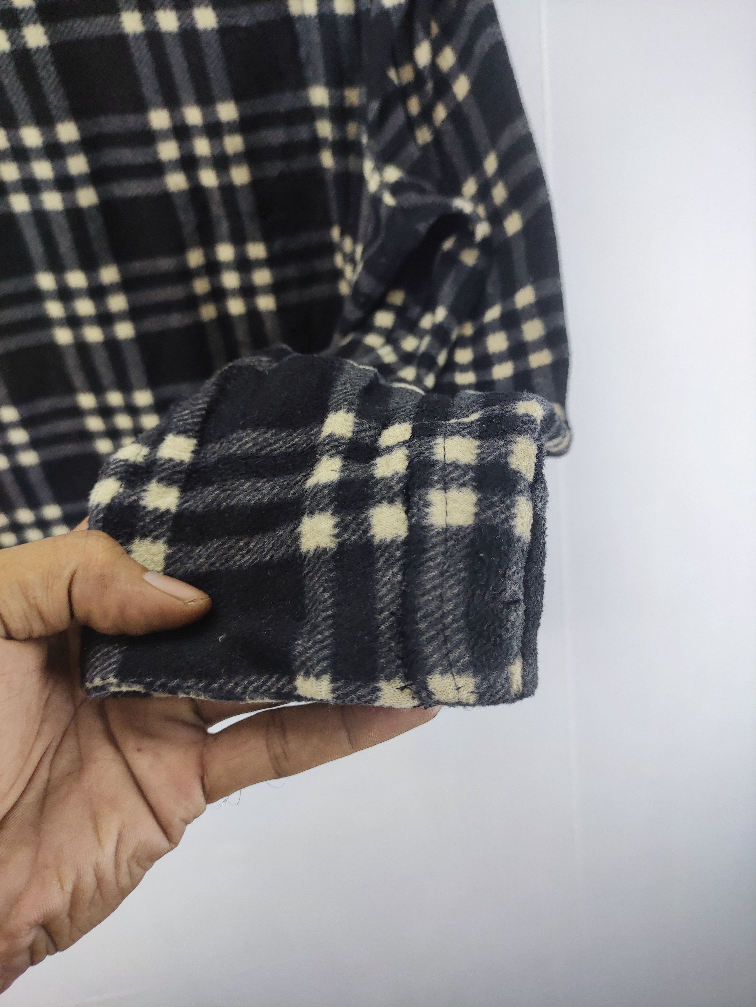 Uniqlo Vintage Uniqlo Flannel Checkered Shirt Button Up Size US M / EU 48-50 / 2 - 6 Thumbnail