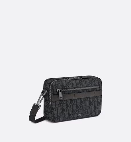 SAFARI MESSENGER BAG