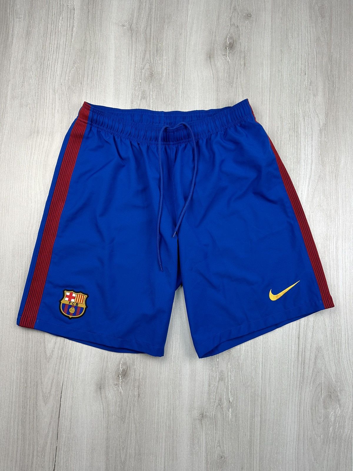 Nike Nike F.C. Barcelona Shorts Football Soccer Size US 35 - 1 Thumbnail