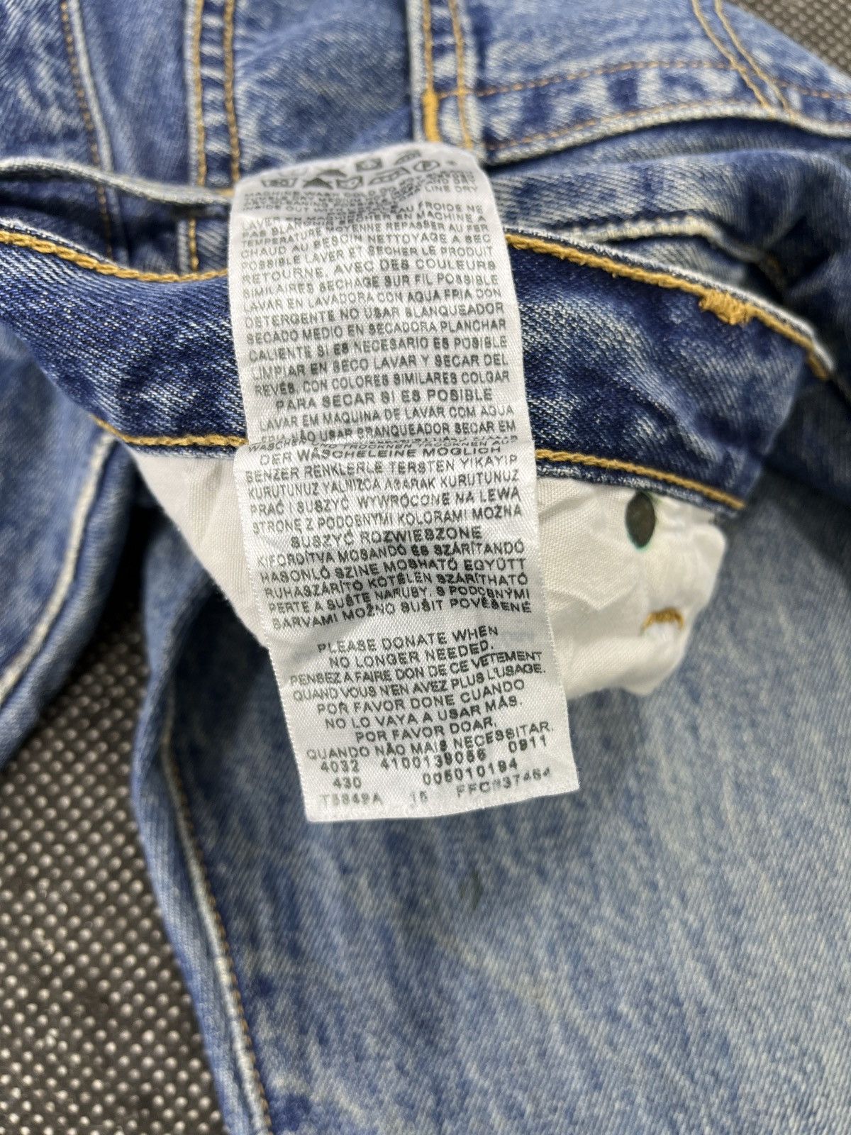 Levi's Vintage Levis 501 Ripped Rusty Wash Jeans - J625 Size US 34 / EU 50 - 9 Thumbnail