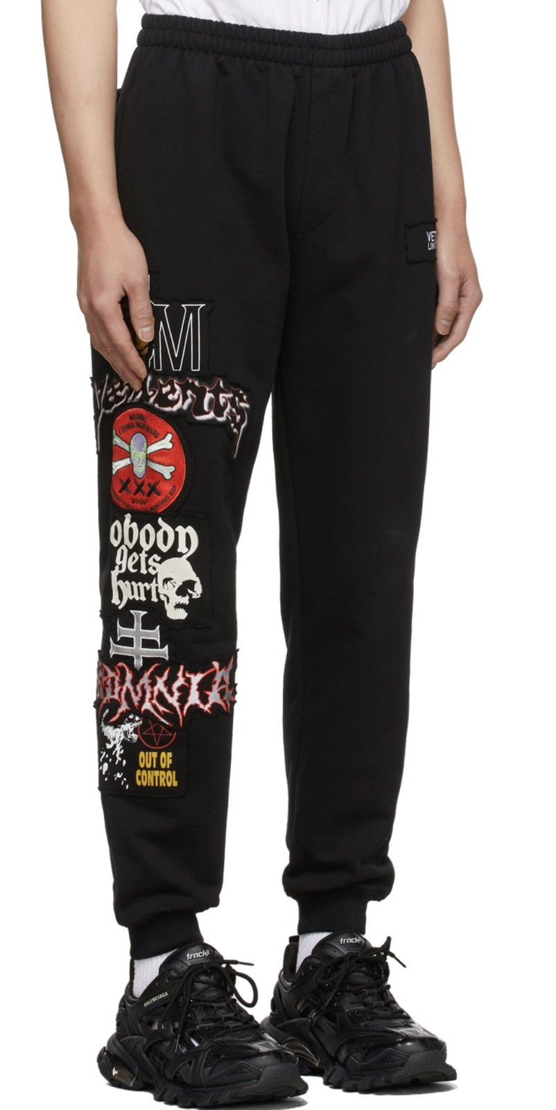 Vetements NEW Vetements BLACK graphic metal patch sweatpants joggers Size US 32 / EU 48 - 6 Thumbnail