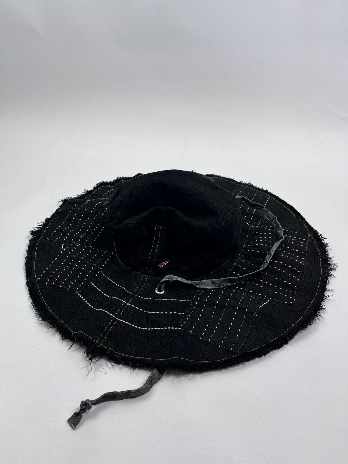 DENIM TEARS DENIM TEARS BLACK COTTON EMBROIDERED HAT Size ONE SIZE - 4 Thumbnail