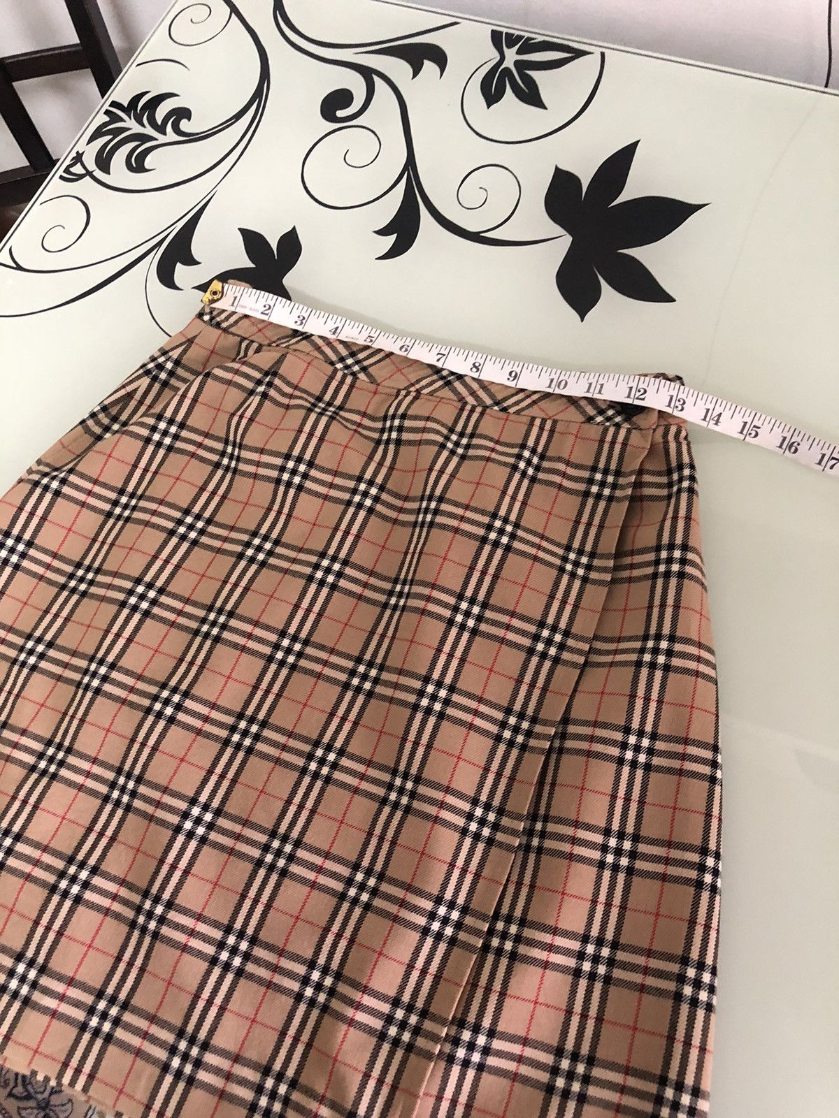 Burberry Vintage Burberry Nova Check Mini Skirts Size 26" / US 2 / IT 38 - 17 Thumbnail