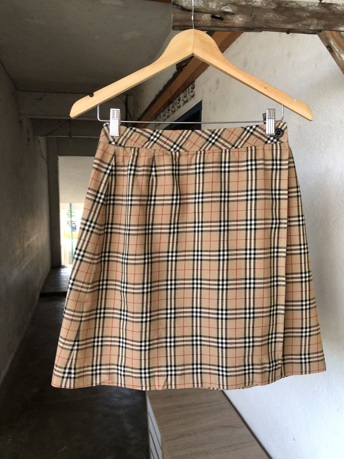 Burberry Vintage Burberry Nova Check Mini Skirts Size 26" / US 2 / IT 38 - 3 Thumbnail
