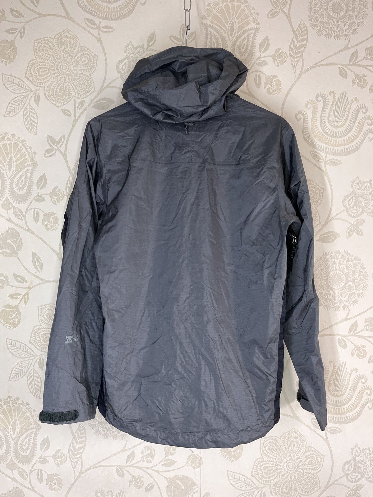 Patagonia Patagonia H2NO Waterproof Windbreaker Hoodie Vintage Size US S / EU 44-46 / 1 - 19 Thumbnail