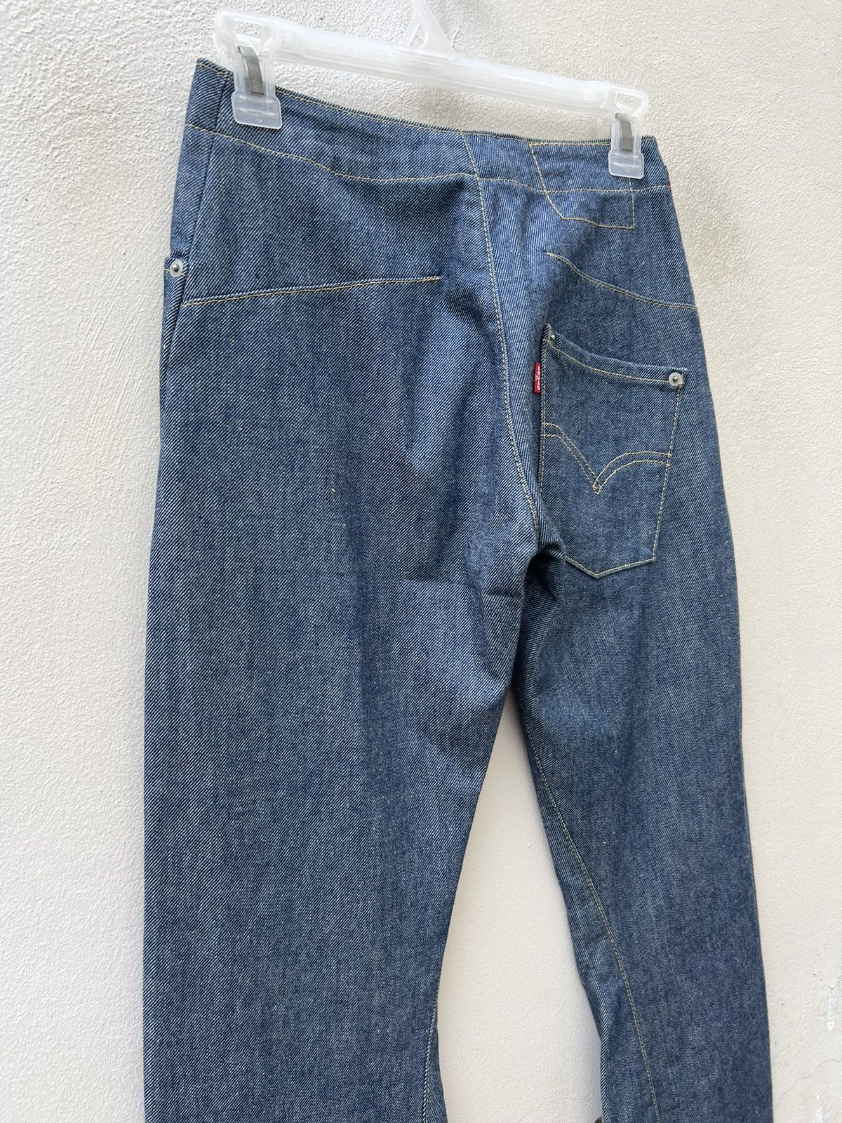 Vintage Y2K 2000 Levi’s Engineered Jeans Slim Denim Pant