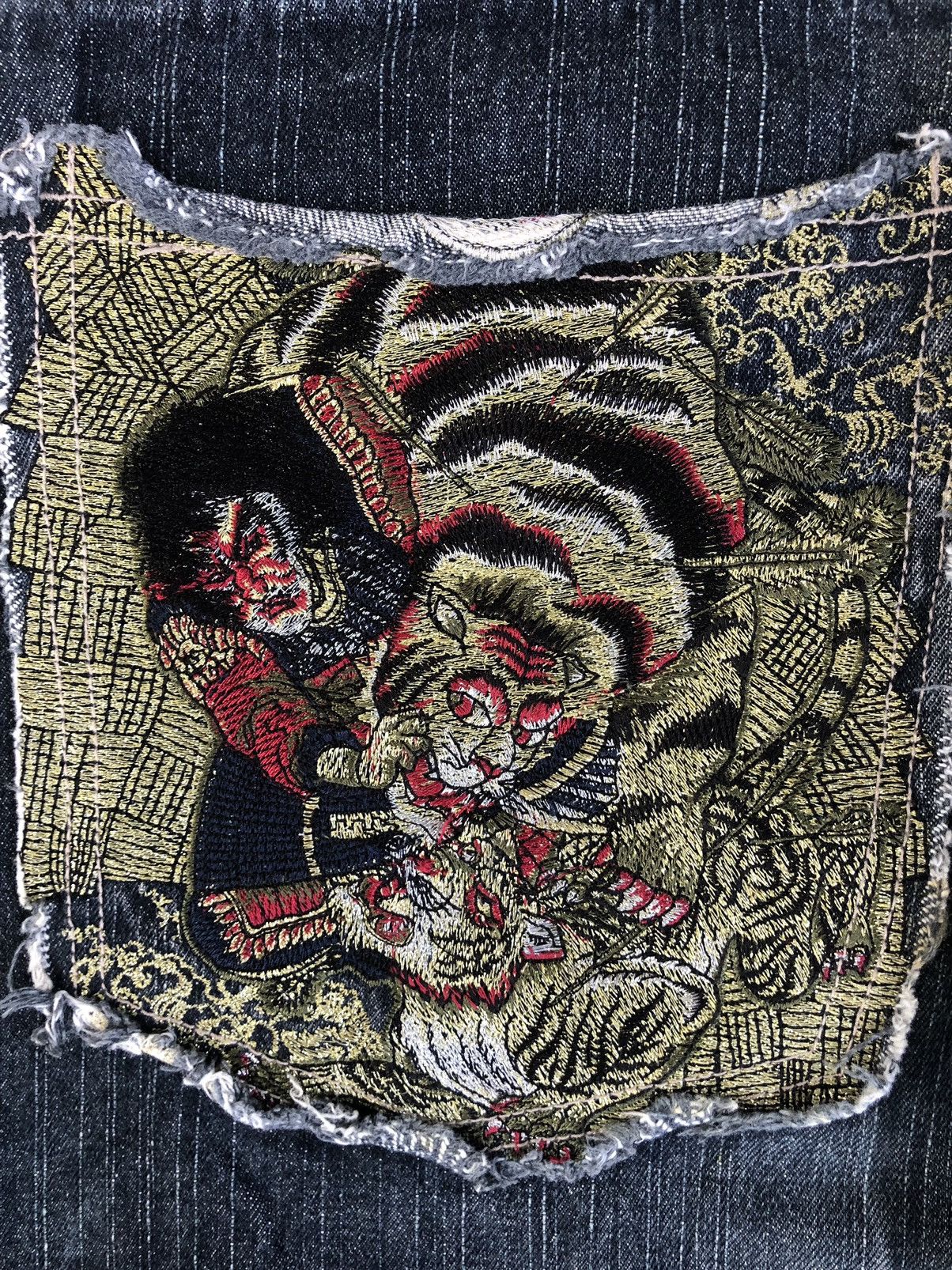 Japanese Brand Gumu Dragon Embroidered Jeans Distressed Jeans Size US 32 / EU 48 - 16 Thumbnail