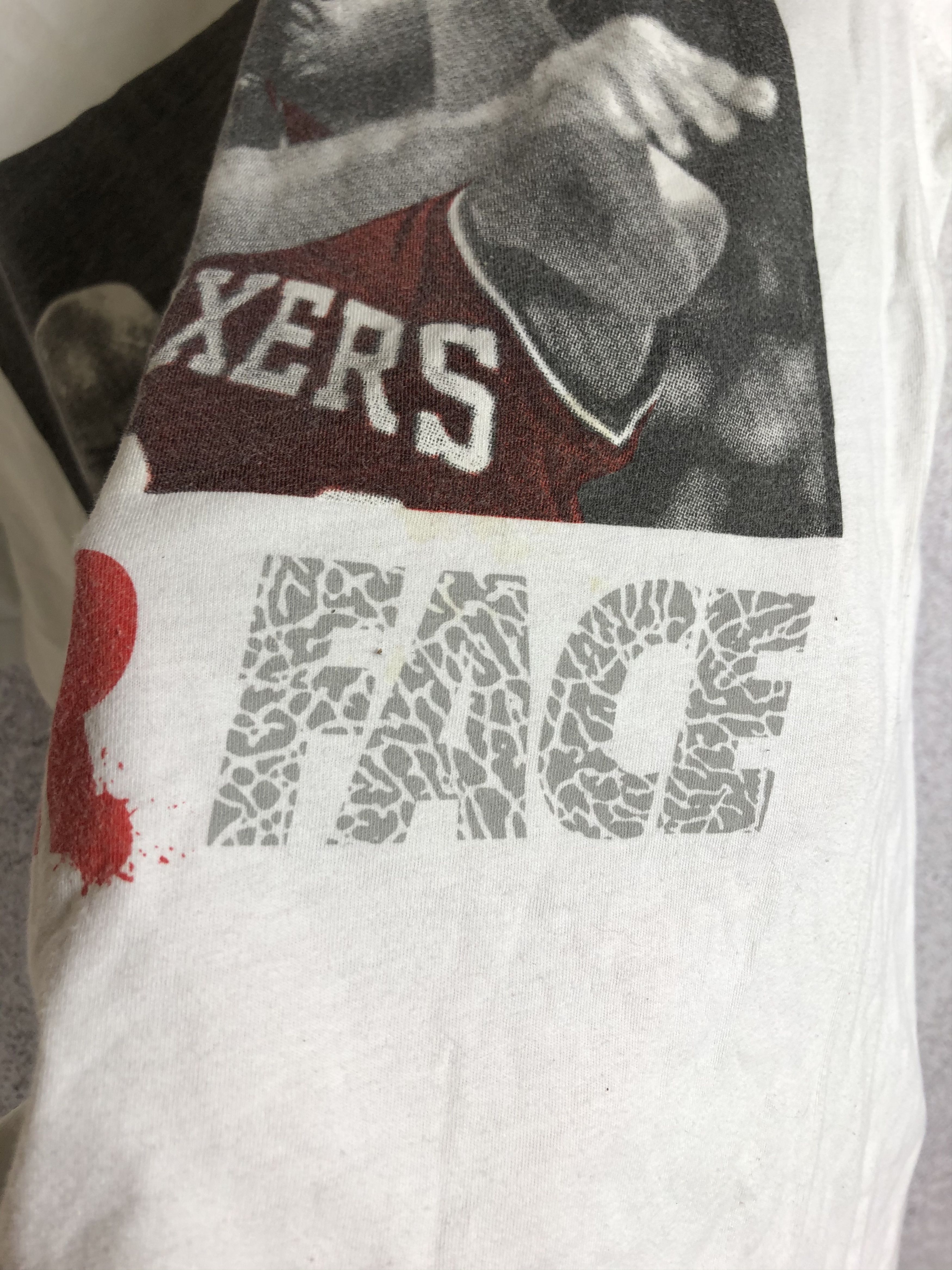 NBA Two Angel Jordan Barkley In Your Face NBA T-Shirt Tee Size US L / EU 52-54 / 3 - 5 Thumbnail