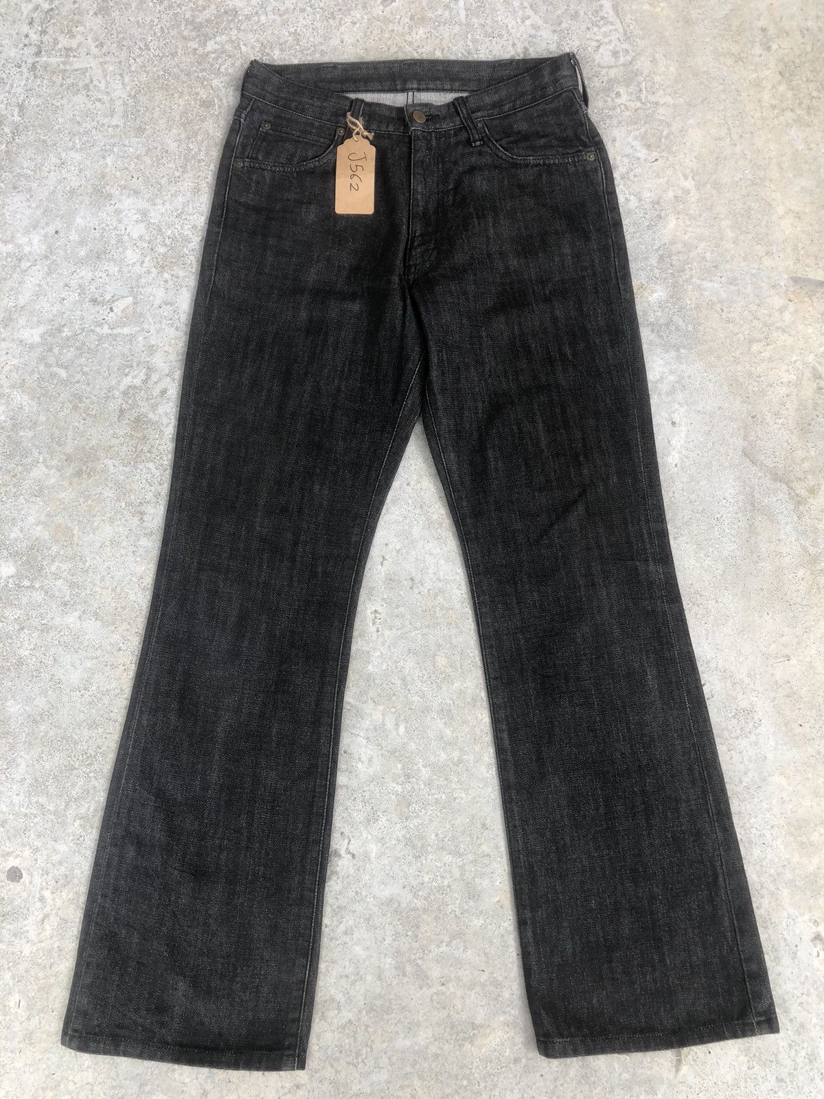 Image of Wrangler Flared Jeans Distressed Jeans in Black, Men's (Size 30)