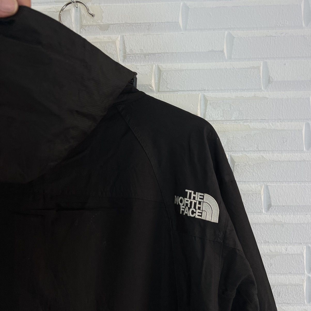 The North Face VINTAGE THE NORTH FACE SUMMIT SERIES SURVIVAL JACKET Size US L / EU 52-54 / 3 - 7 Thumbnail