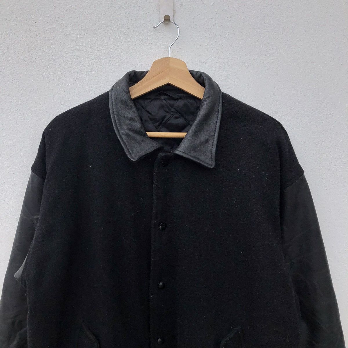 VINTAGE VARSITY JACKET LEATHER SLEEVE