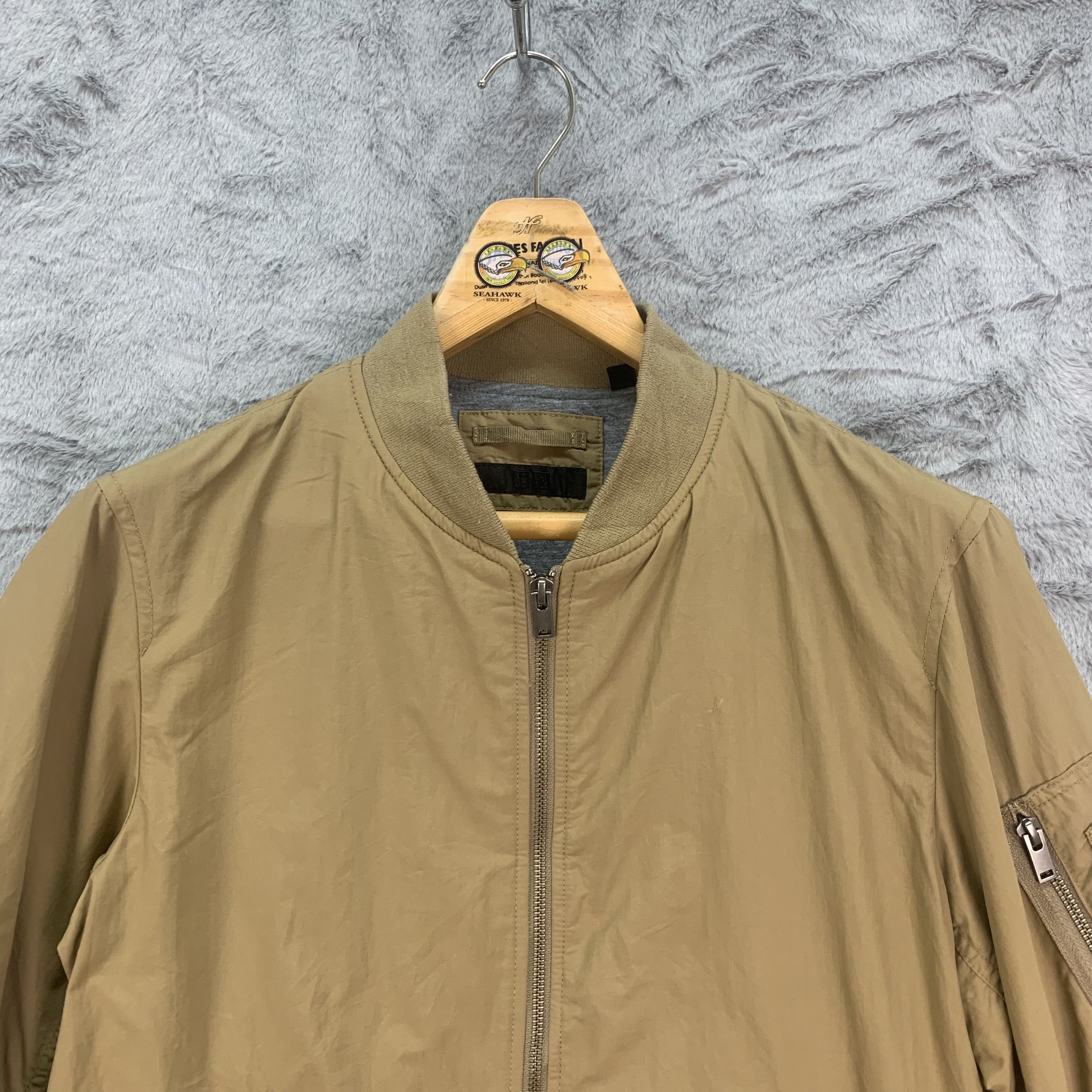 Uniqlo Uniqlo Khaki Bomber Jacket #4159-145 Size US M / EU 48-50 / 2 - 2 Thumbnail