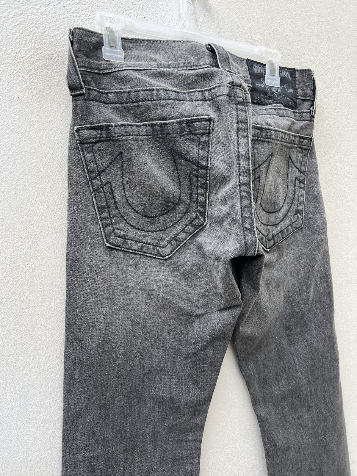 True Religion × Vintage Vintage 2000s True Religion BOBBY Fade Black Denim Jeans Size US 30 / EU 46 - 14 Thumbnail