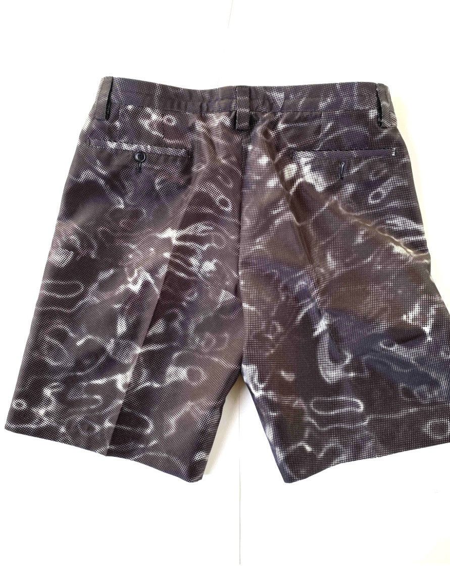 Calvin Klein Calvin Klein COLLECTION Water Print Shorts Size US 34 / EU 50 - 2 Thumbnail