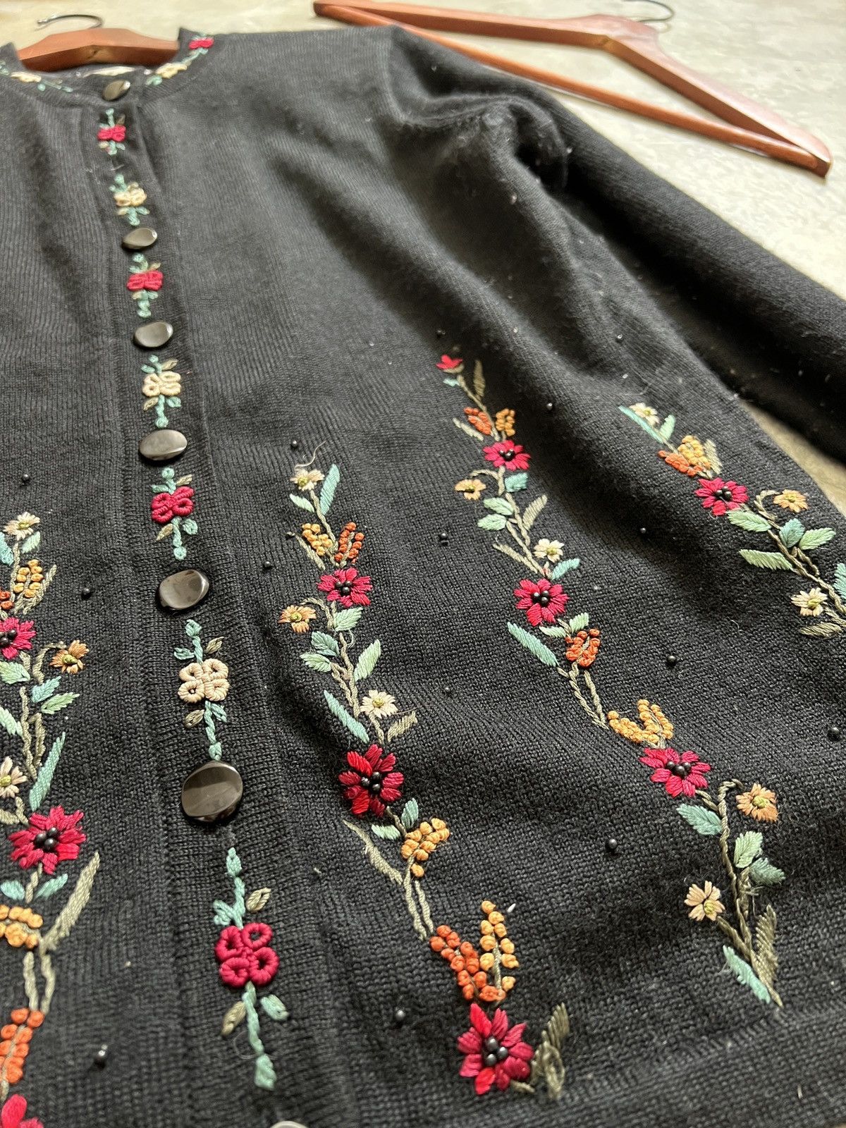Vintage 🏴‍☠️ Japanese Flower Embroidery Cardigan