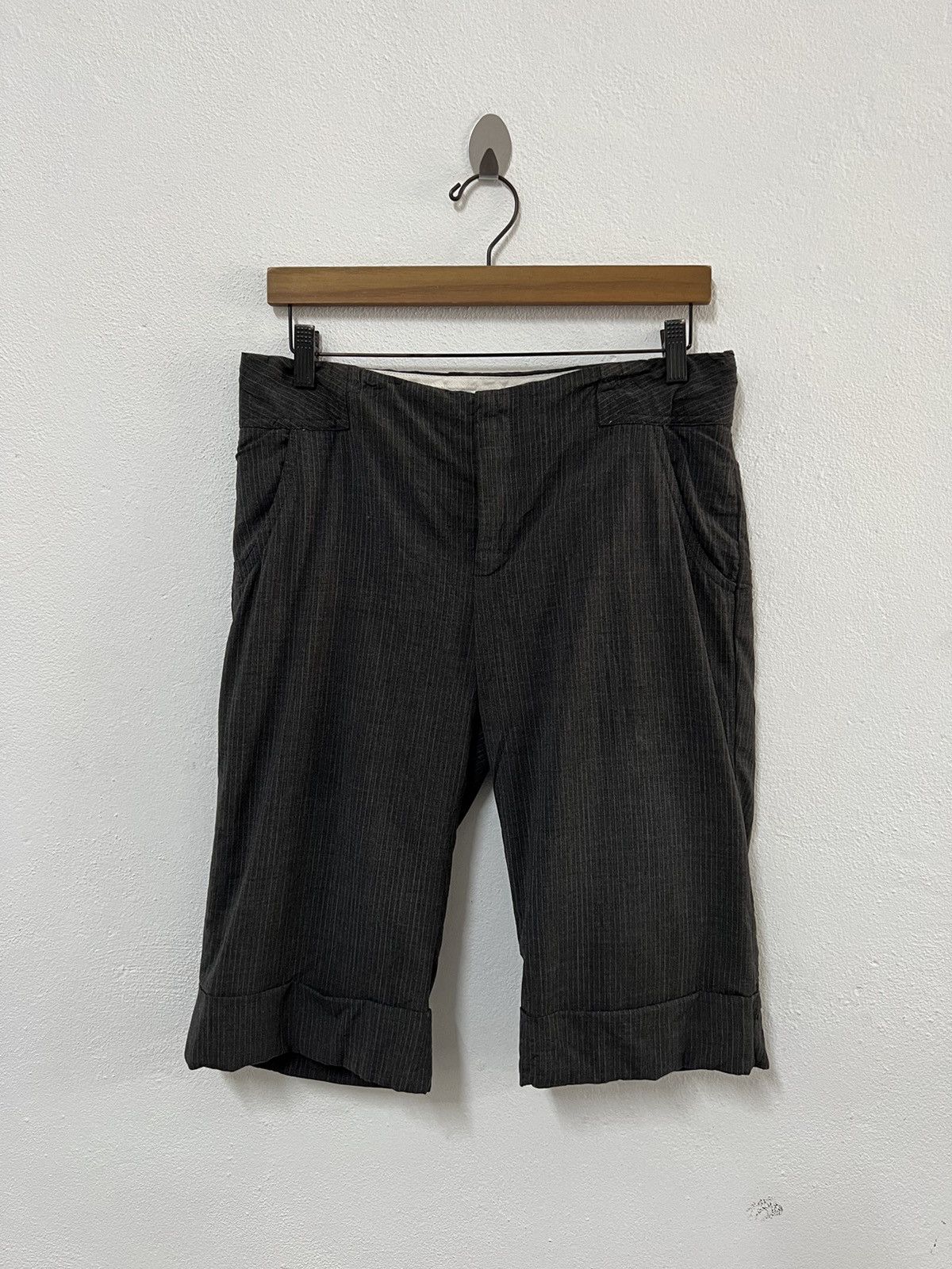 Banana Republic Banana Republic Short Pant Size US 32 / EU 48 - 2 Thumbnail