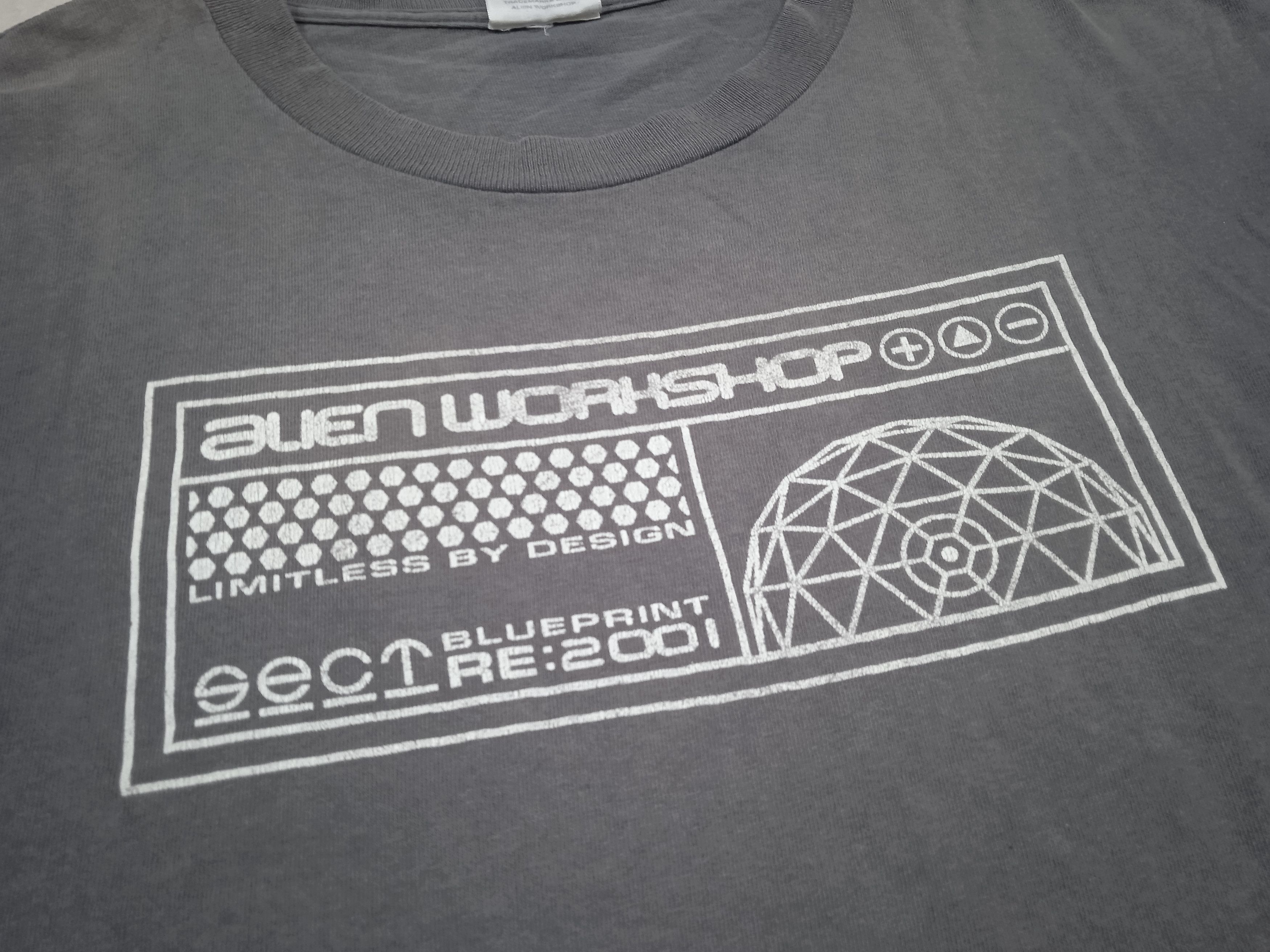 Other Vintage 90s Alien Workshop T Shirt Size US L / EU 52-54 / 3 - 3 Thumbnail