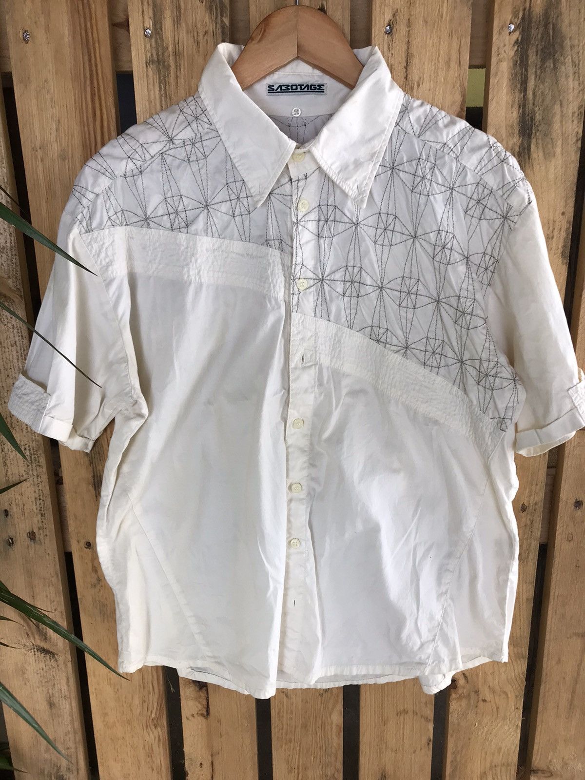 Other Sabotage Paul Harvey Embroided Logo Archive Shirt Size US L / EU 52-54 / 3 - 7 Thumbnail